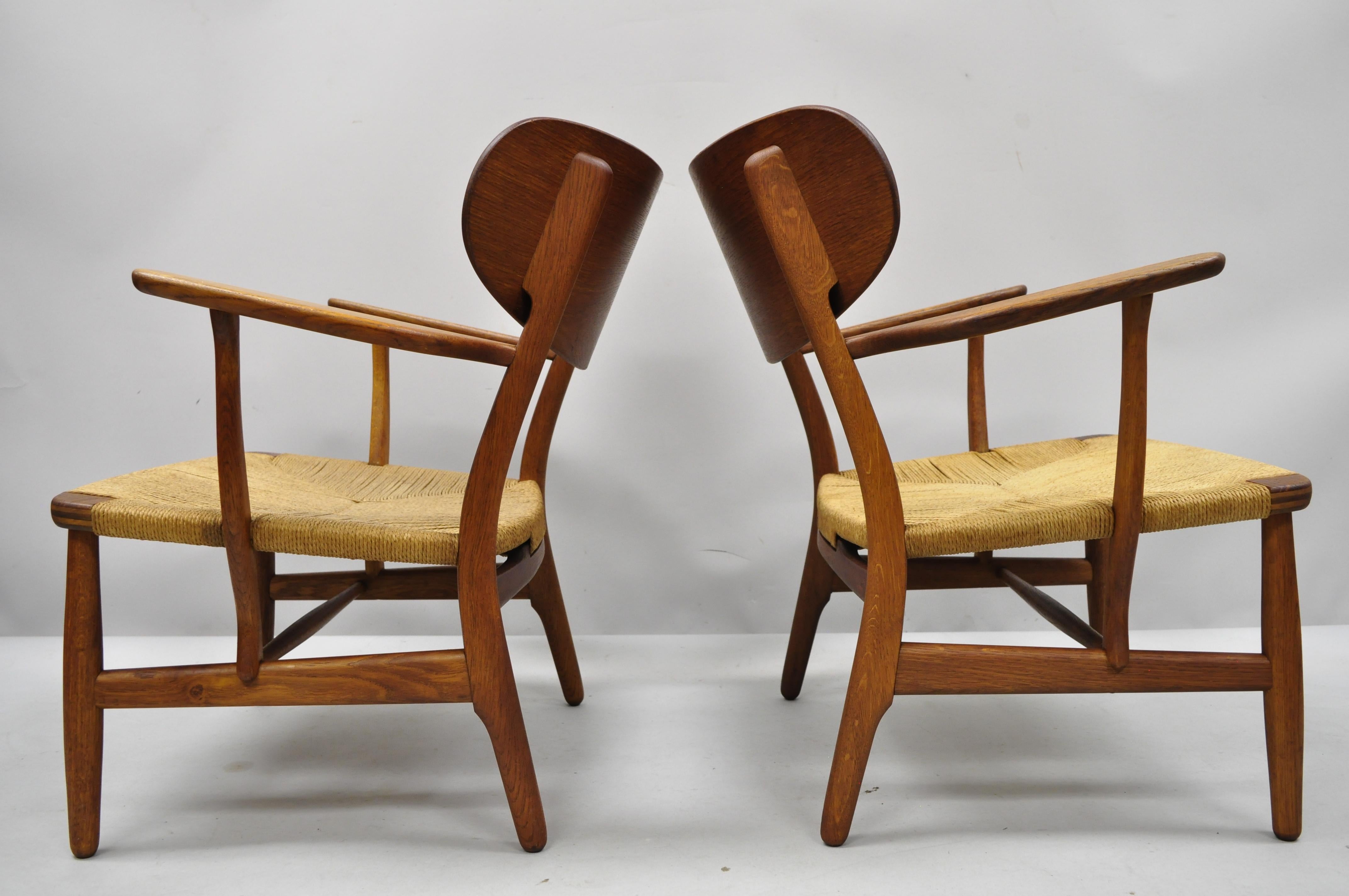 Pair of Vintage Hans Wegner CH22 Carl Hansen & Son Oak Lounge Chairs 1