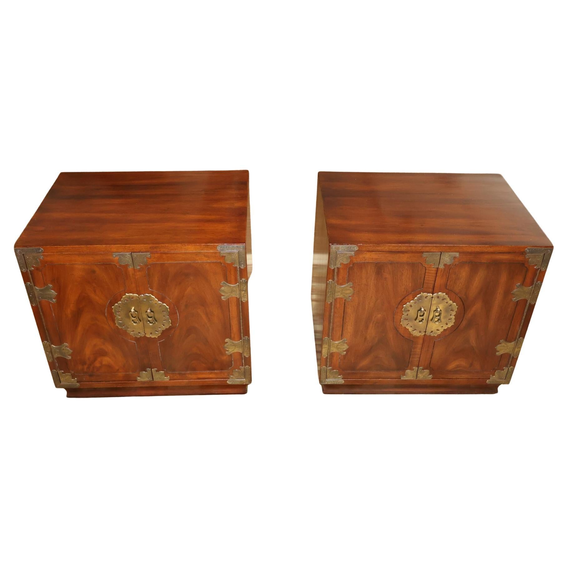 Pair of Vintage Henredon Tansu Asian Campaign Style End Table Nightstands For Sale
