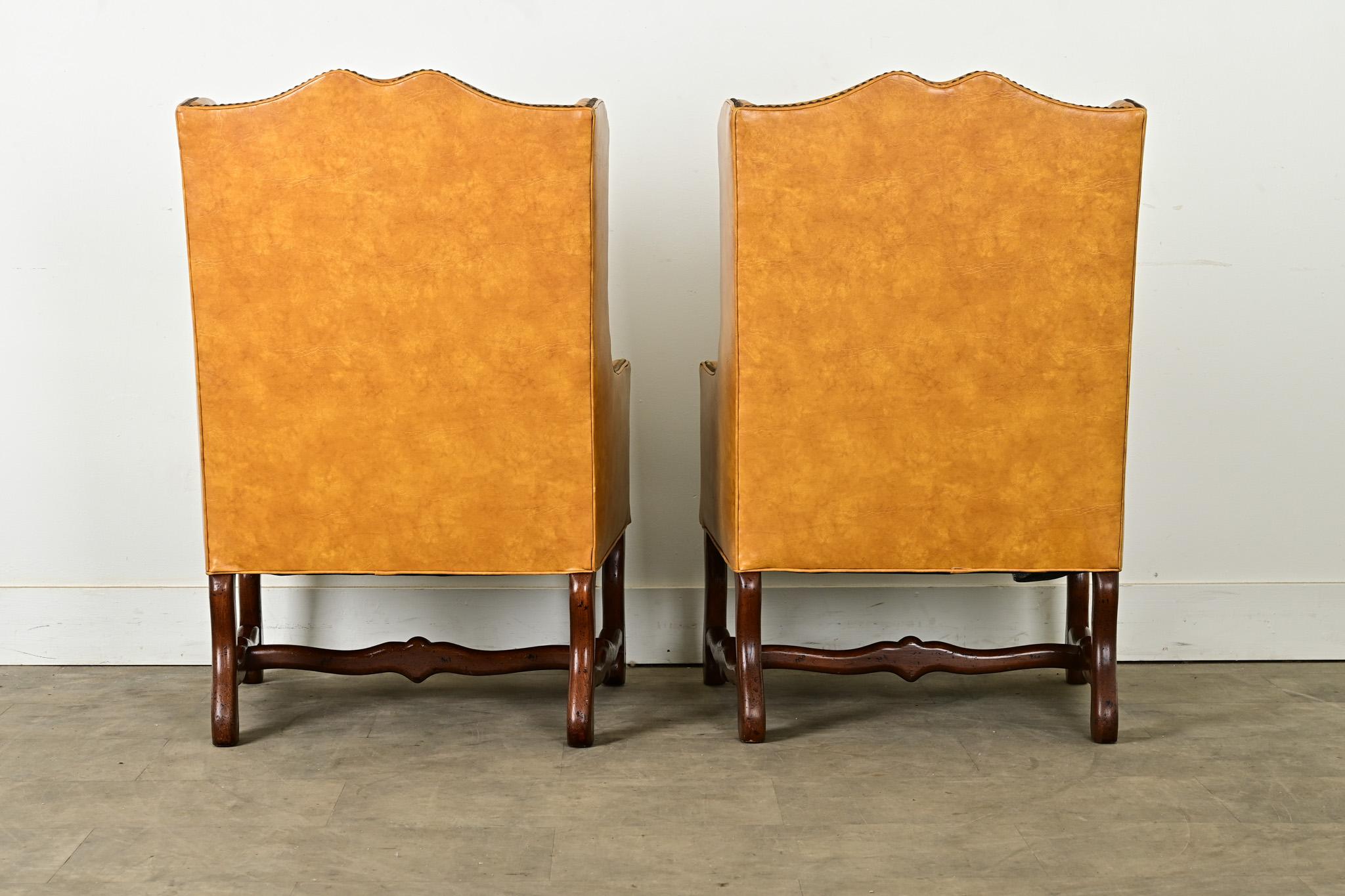 Pair of Vintage Henredon Wingback Bergeres For Sale 4