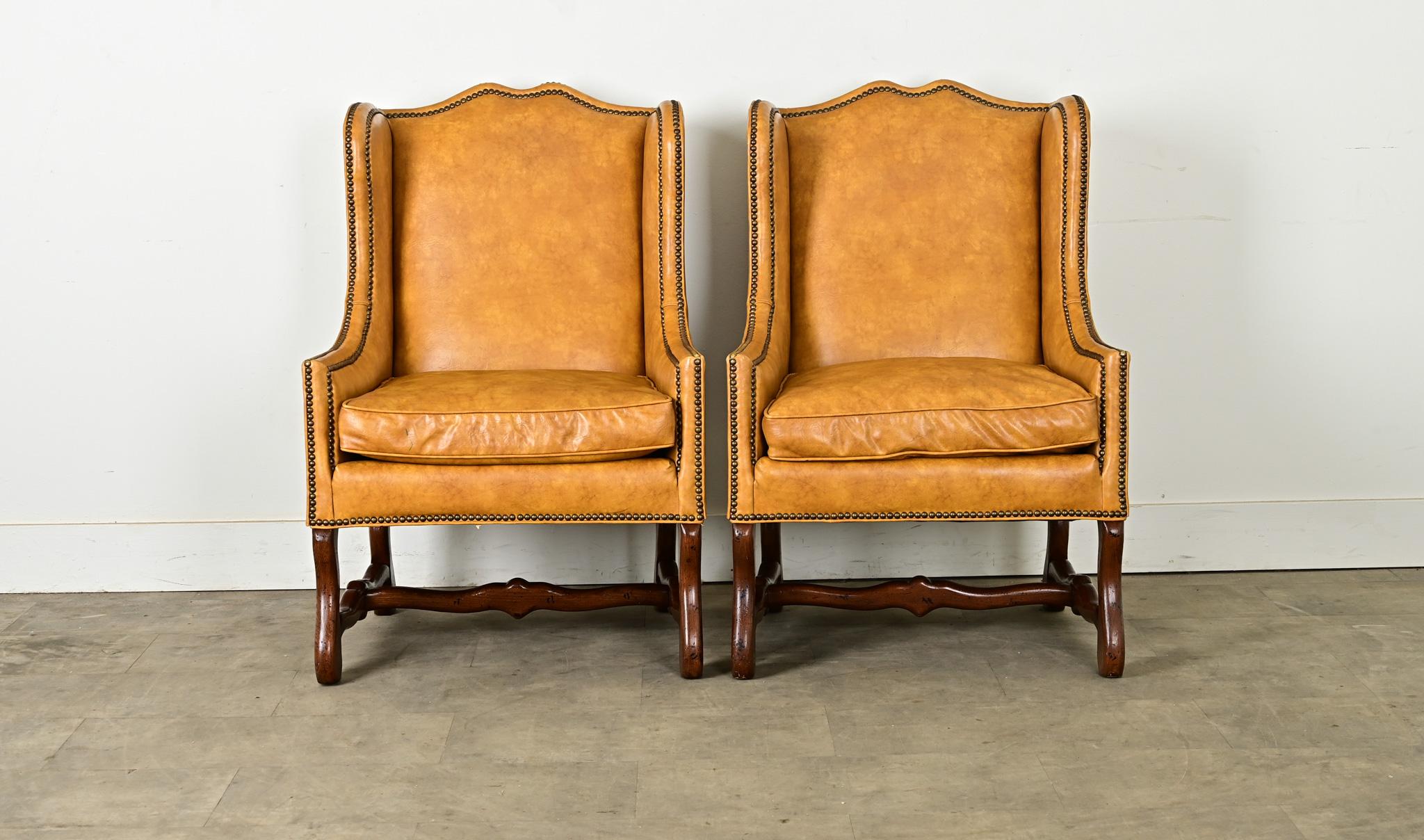 English Pair of Vintage Henredon Wingback Bergeres For Sale