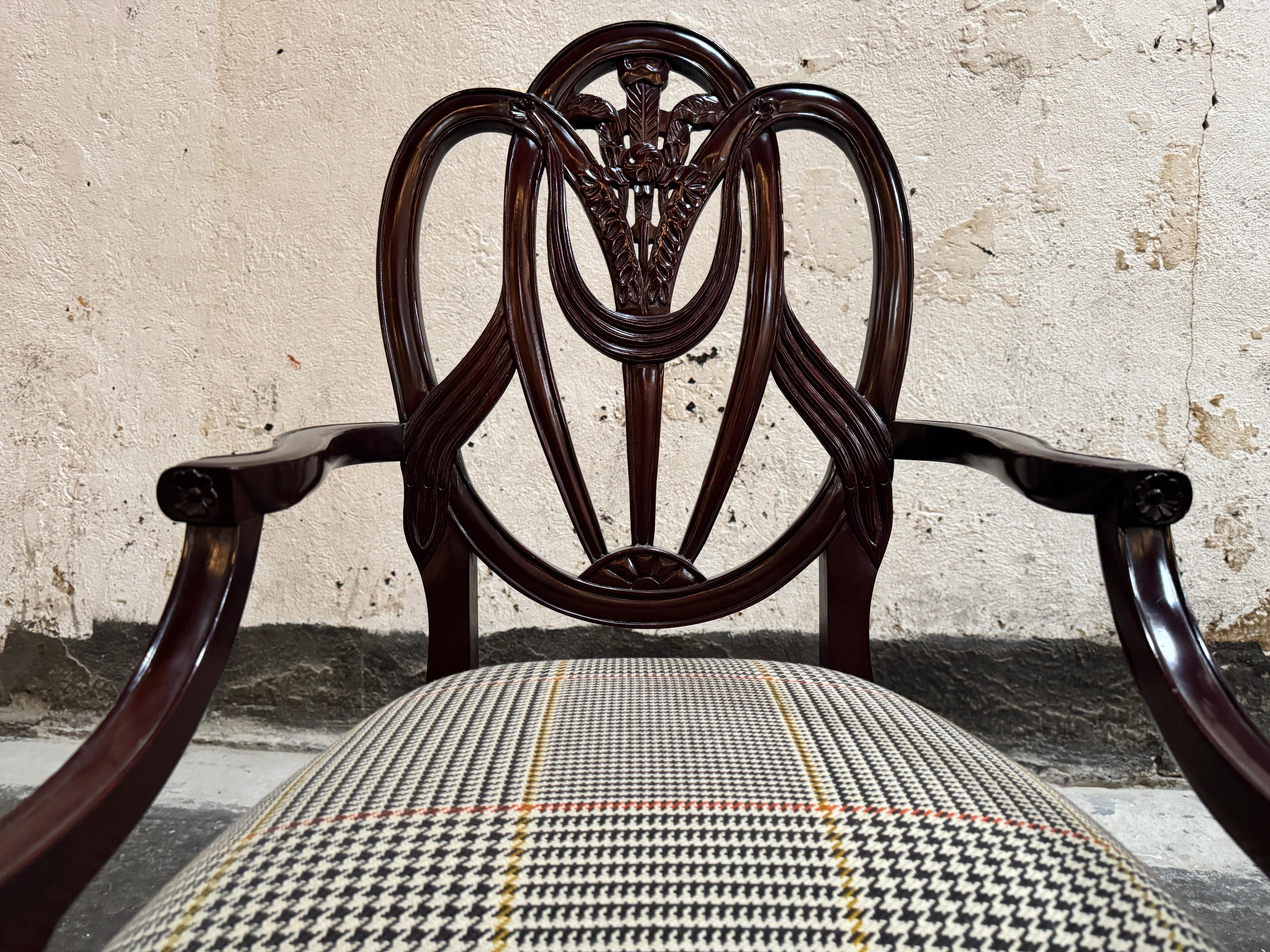 Pair of Vintage Hepplewhite Neoclassical Style Arm Chairs - Fully Restored For Sale 2