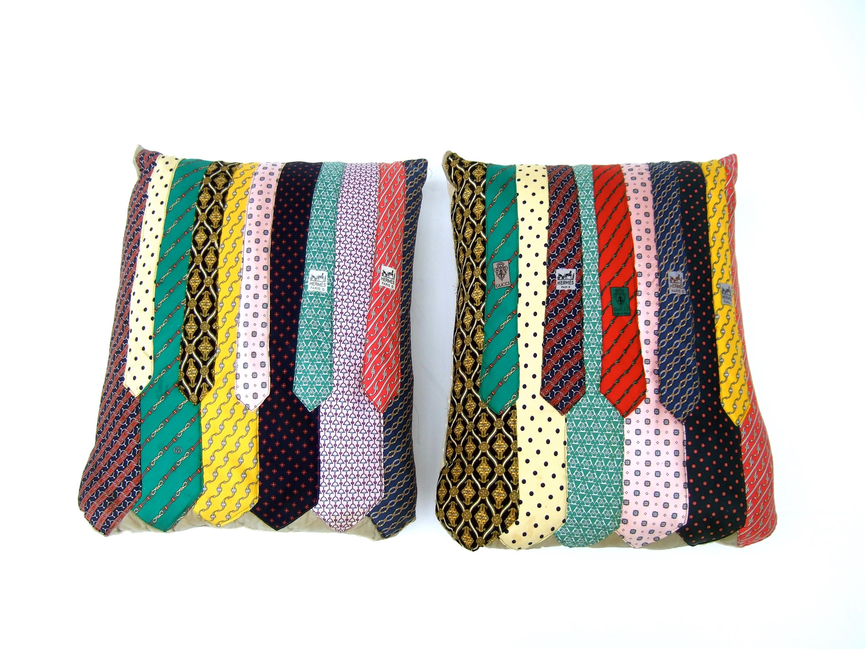 Paire de cravates en soie Hermès & Gucci Up-cycled Handmade Pillows c 1980  en vente 1