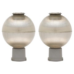 Paire de lampes globes Holophane vintage de Nice