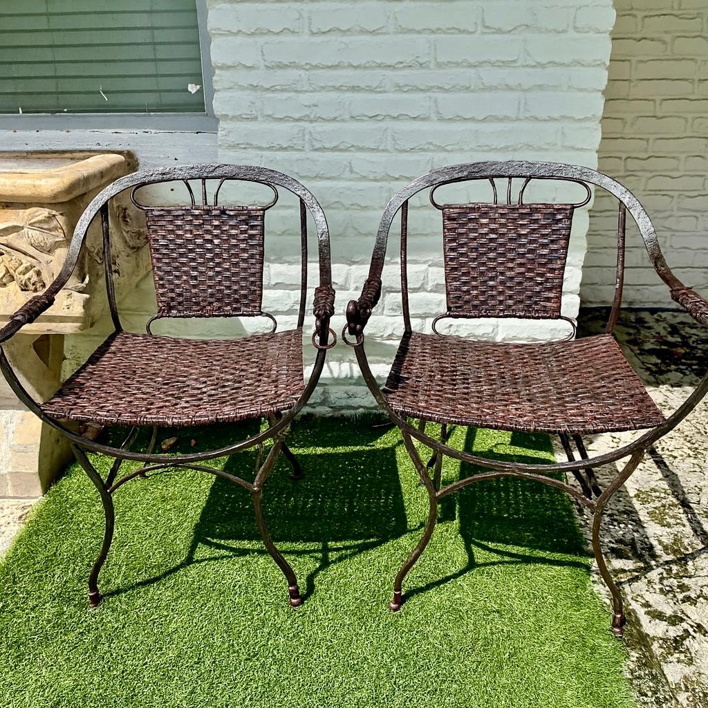Pair of Vintage Horse Head Iron and Leather Strap Chairs, MCM (Two Pairs Avail Bon état - En vente à West Palm Beach, US
