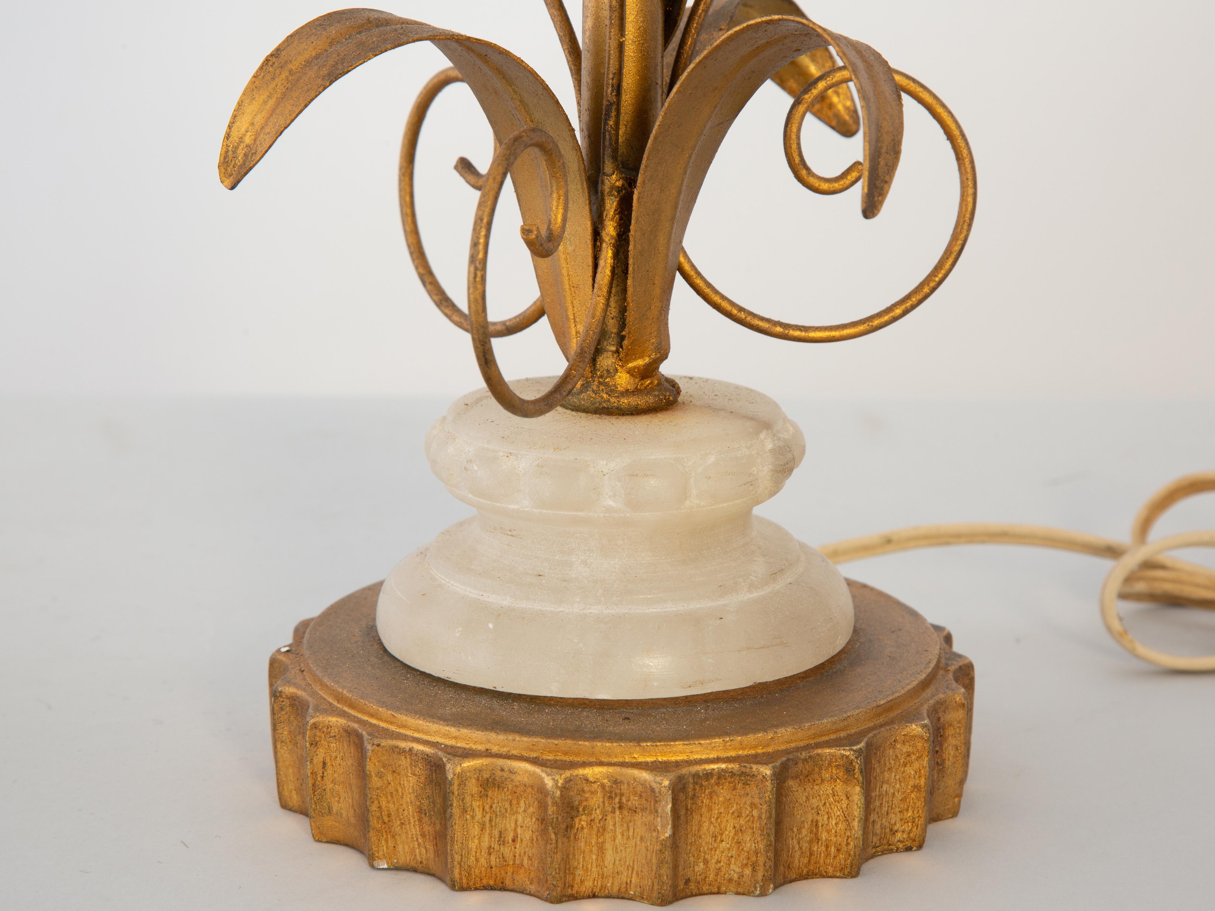 Hollywood Regency Paire de lampes de table tulipes en albâtre vintage italien en vente