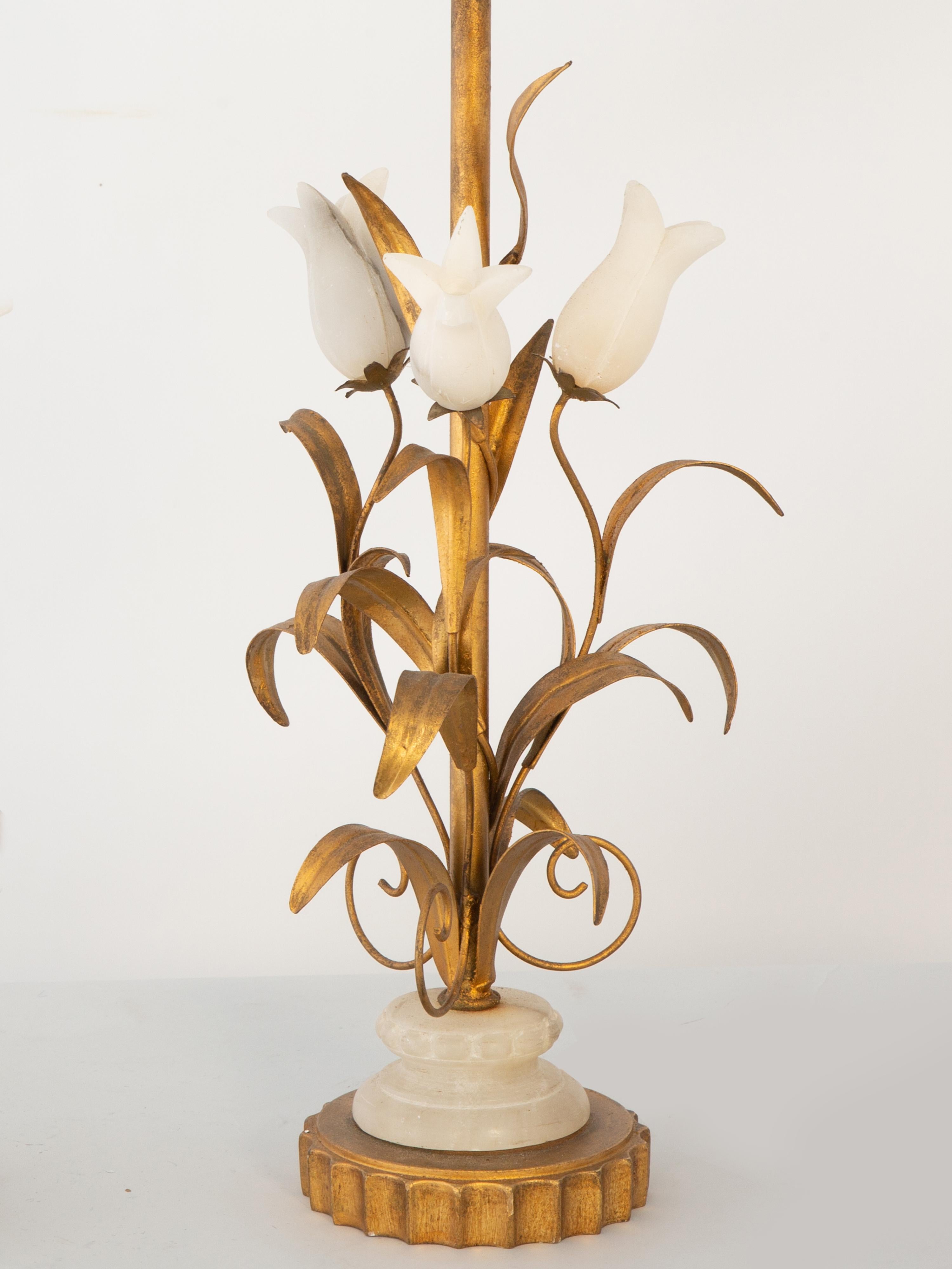 Paire de lampes de table tulipes en albâtre vintage italien en vente 1