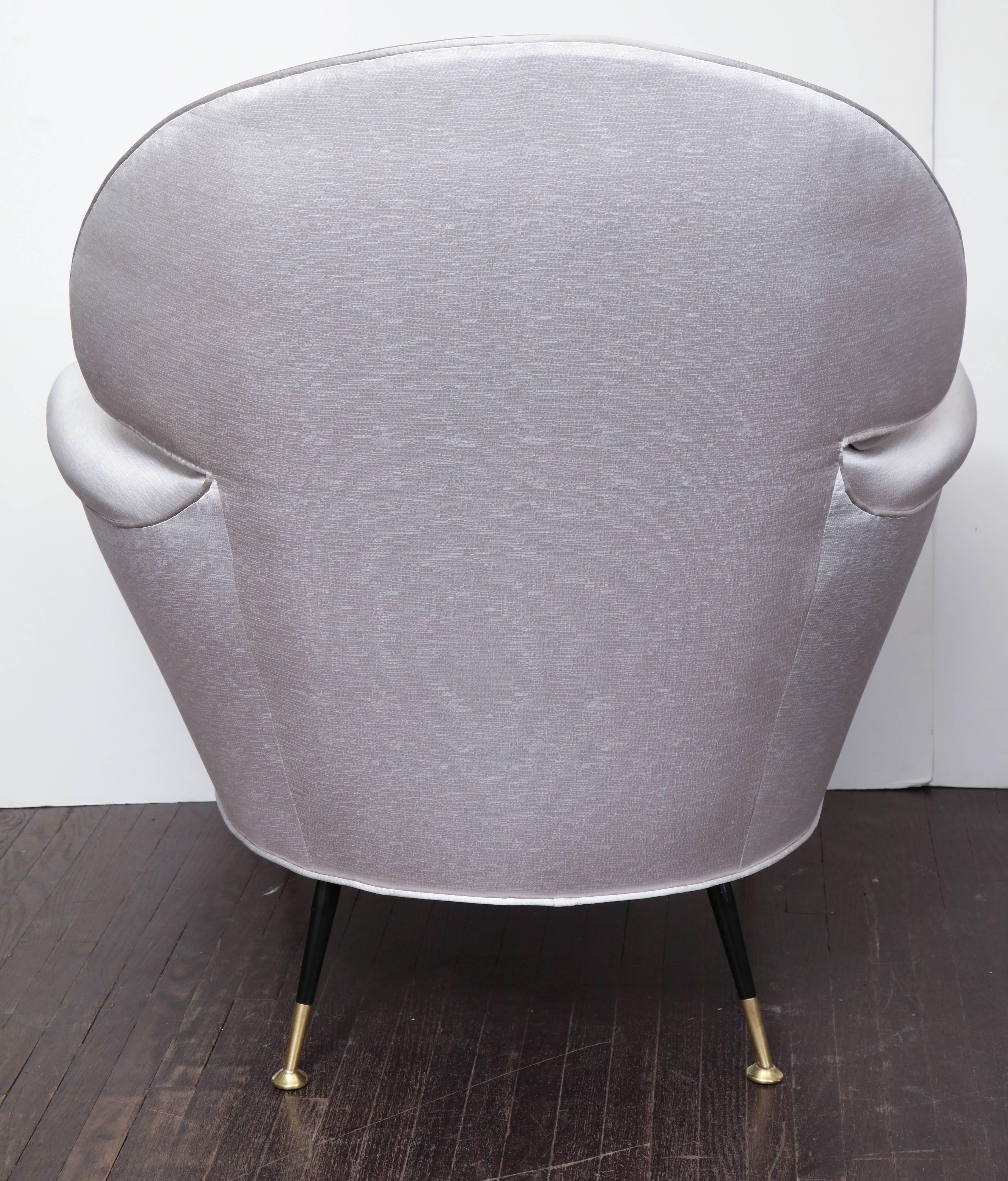 Pair of Vintage Italian Arrow Head Chairs Upholstered in Platinum Satin 1