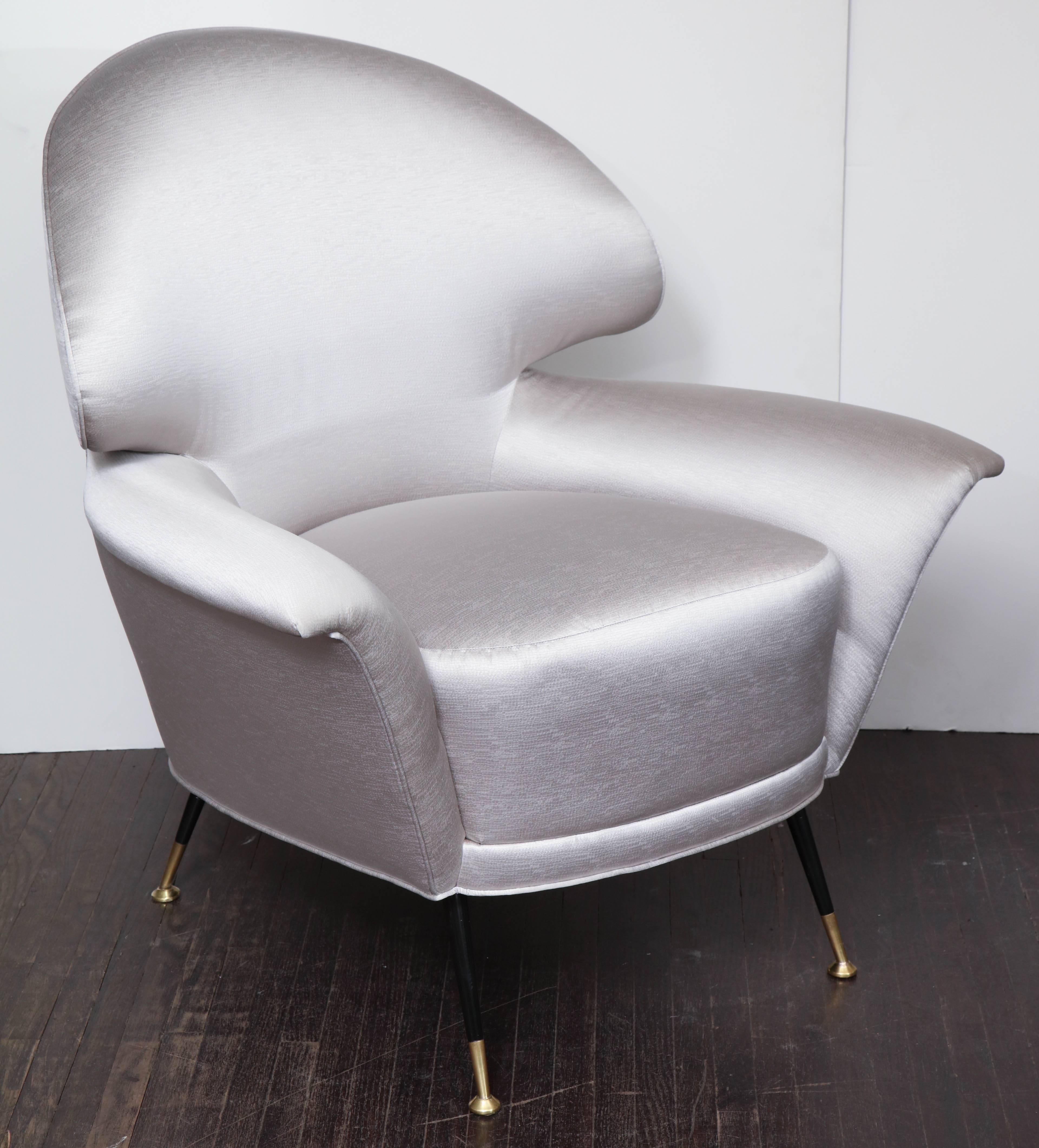 Pair of Vintage Italian Arrow Head Chairs Upholstered in Platinum Satin 3