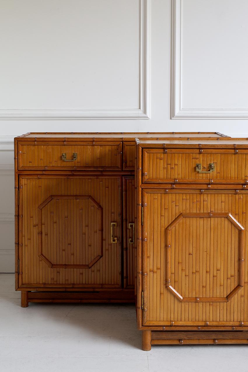 Pareja de aparadores italianos vintage de bambú y ratán Italiano en venta