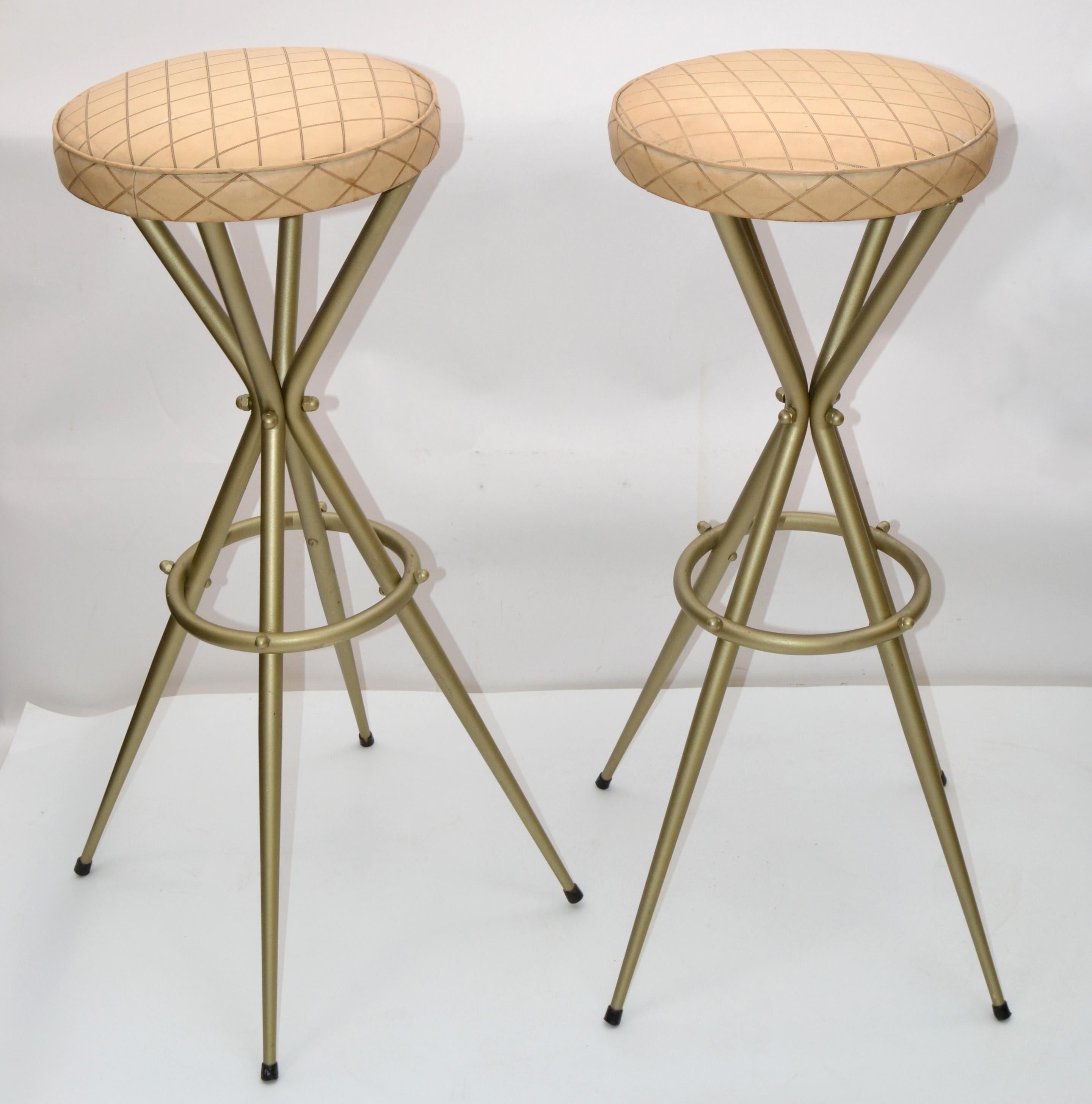 Hand-Crafted Pair of Vintage Italian Gio Ponti Style Bar Stool For Sale