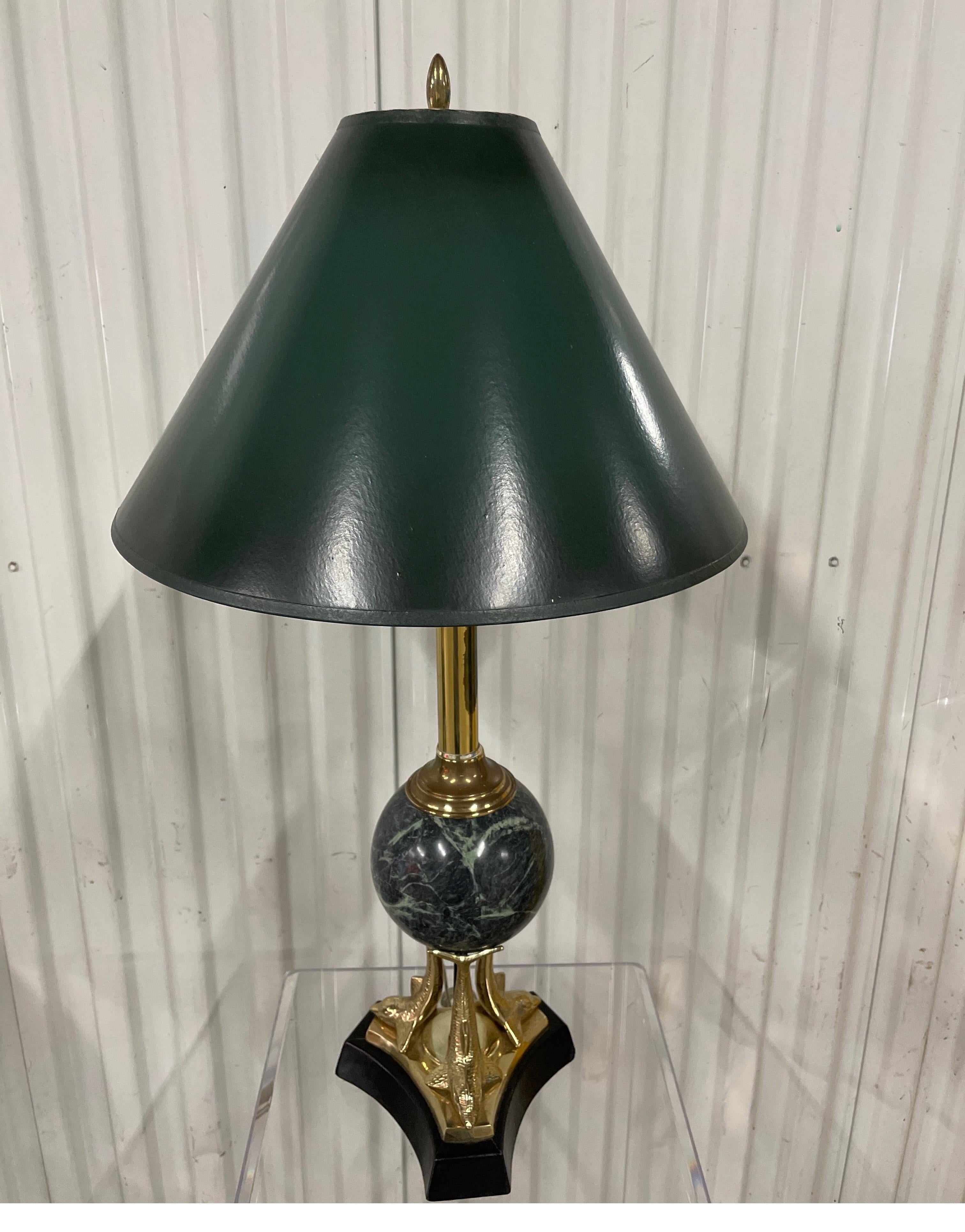 Paar Vintage Italian Lamps aus Messing und Marmor mit Delphin (Italienisch) im Angebot