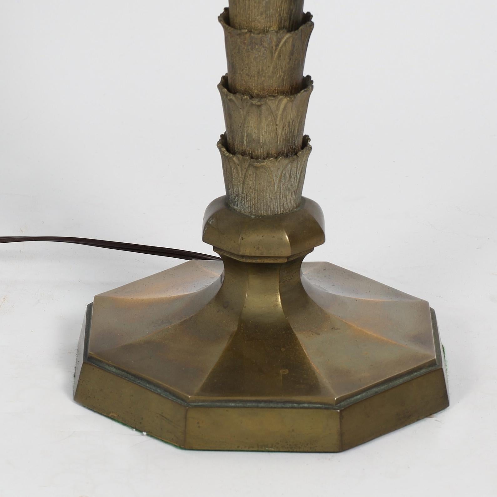 Pareja de lámparas de sobremesa de latón Vintage Italian Palm Tree Hecho a mano en venta