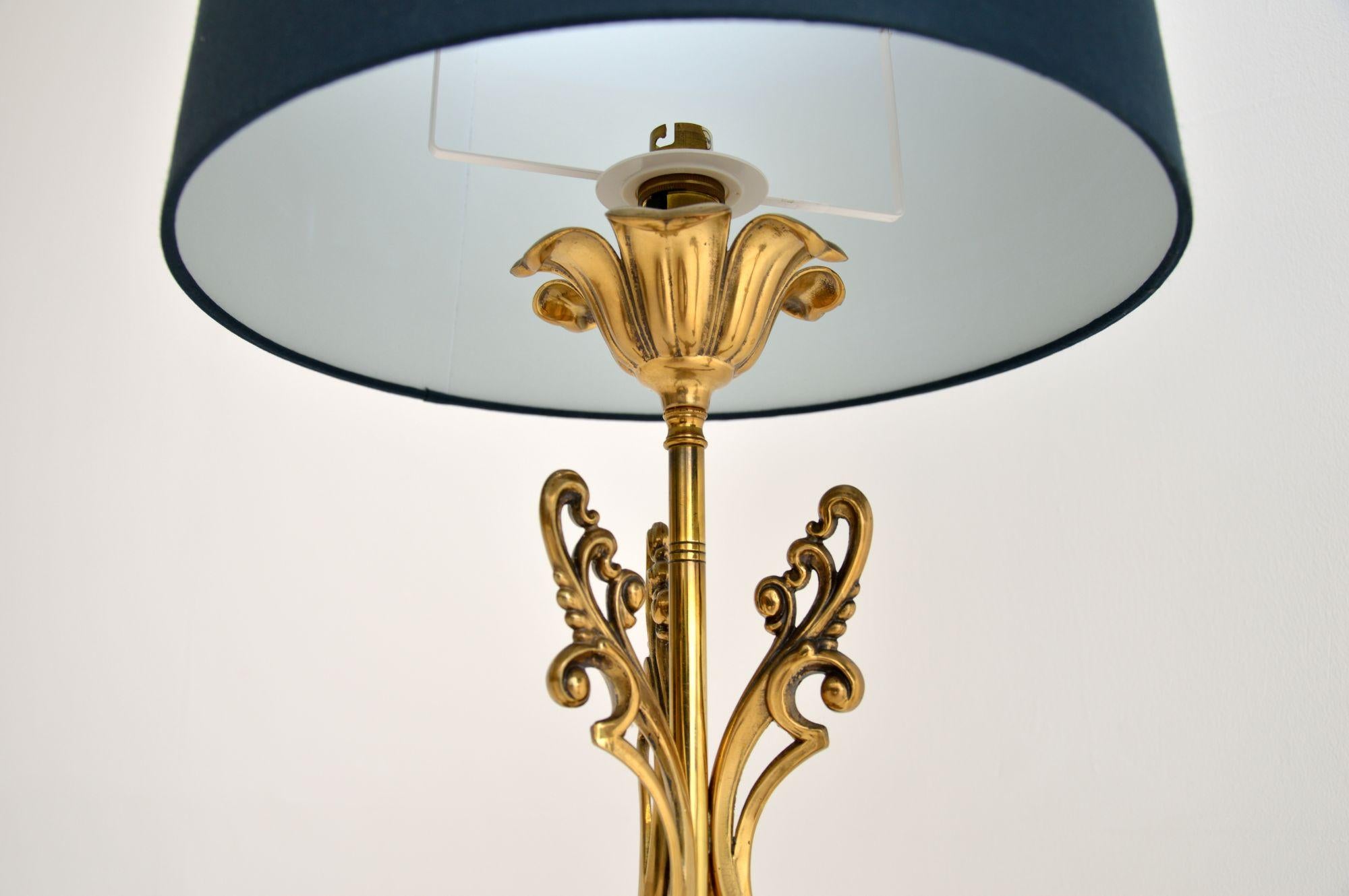Pair of Vintage Italian Brass Table Lamps For Sale 2