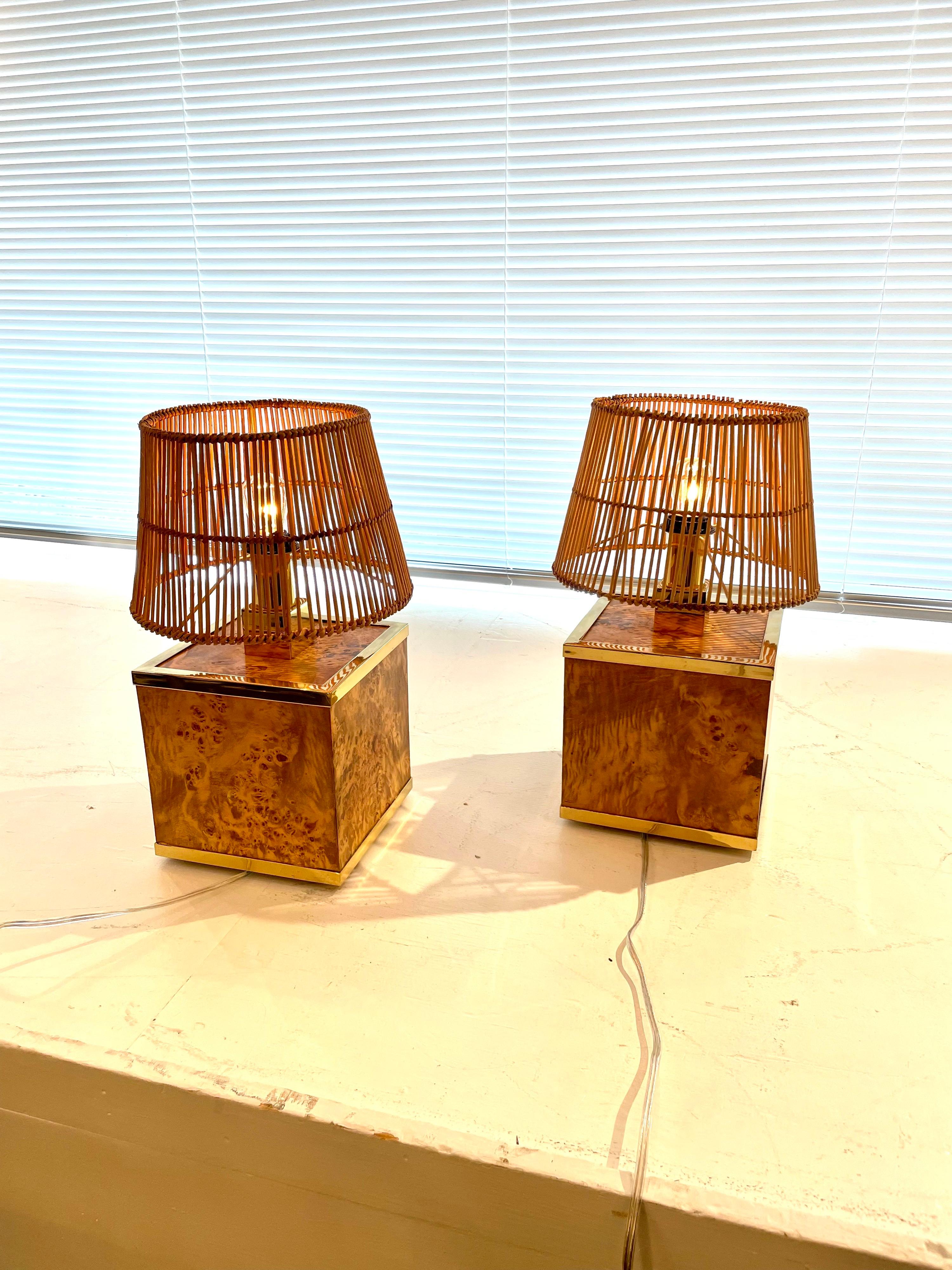 Pair of Vintage Italian Burl Wood & Brass Table Lamps In Good Condition In East Hampton, NY