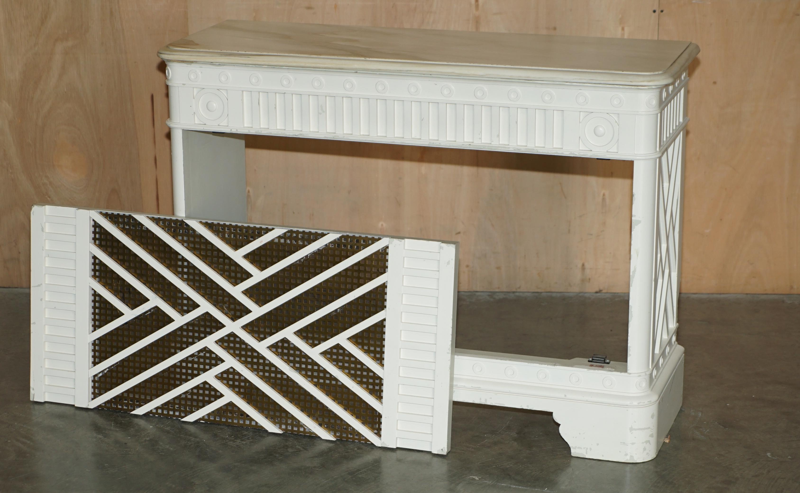 PAIR OF ViNTAGE ITALIAN CARRARA MARBLE TOPPED RADIATOR COVERS REMOVABLE FRONTS For Sale 5