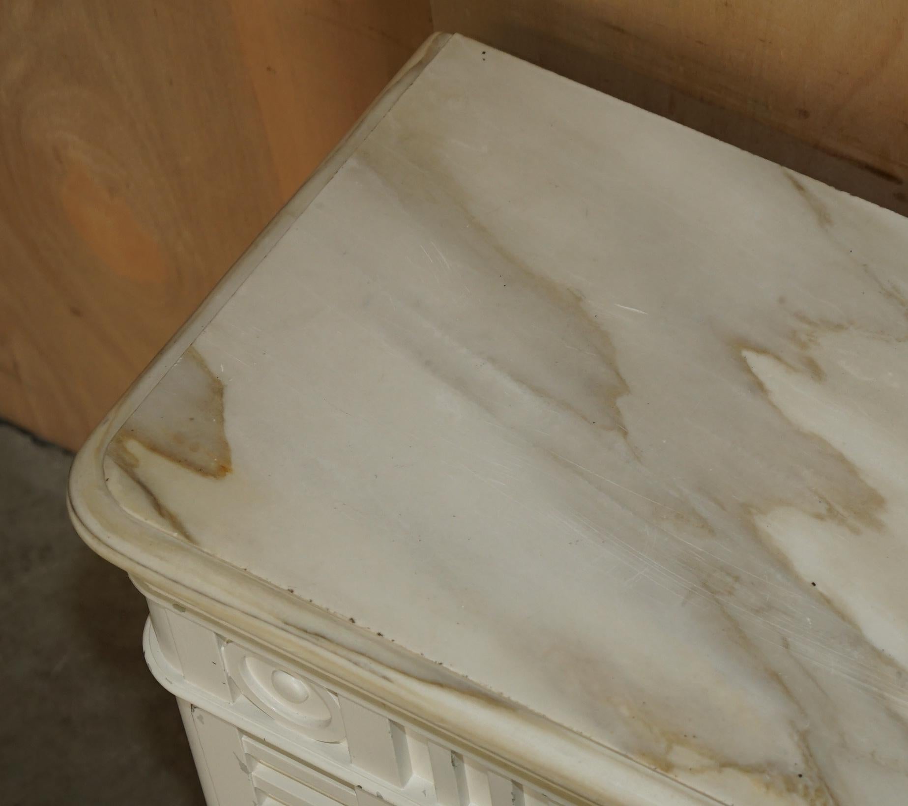 Carrara Marble PAIR OF ViNTAGE ITALIAN CARRARA MARBLE TOPPED RADIATOR COVERS REMOVABLE FRONTS For Sale