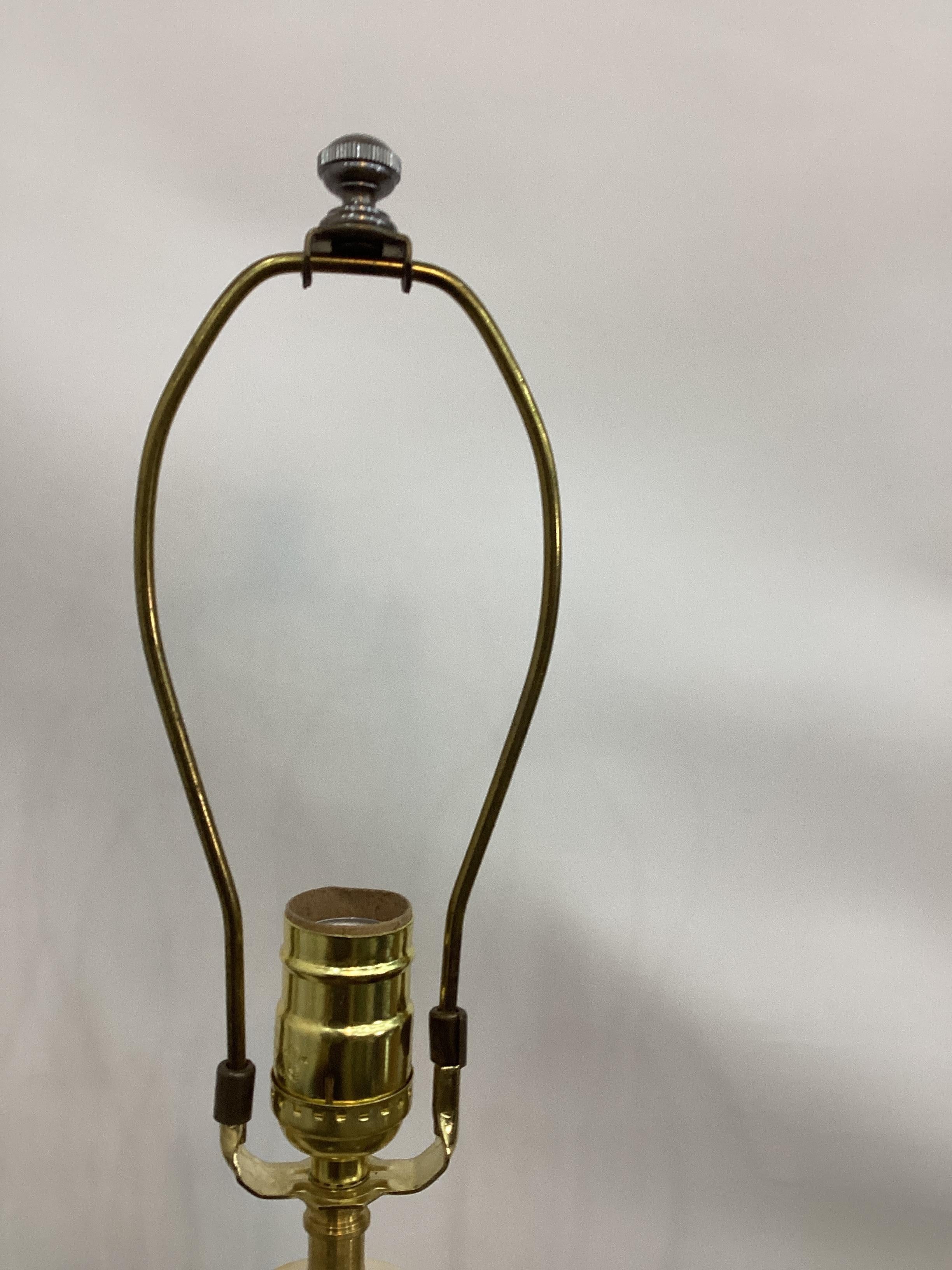 Pair of Vintage Italian Carved Alabaster Lamps For Sale 2