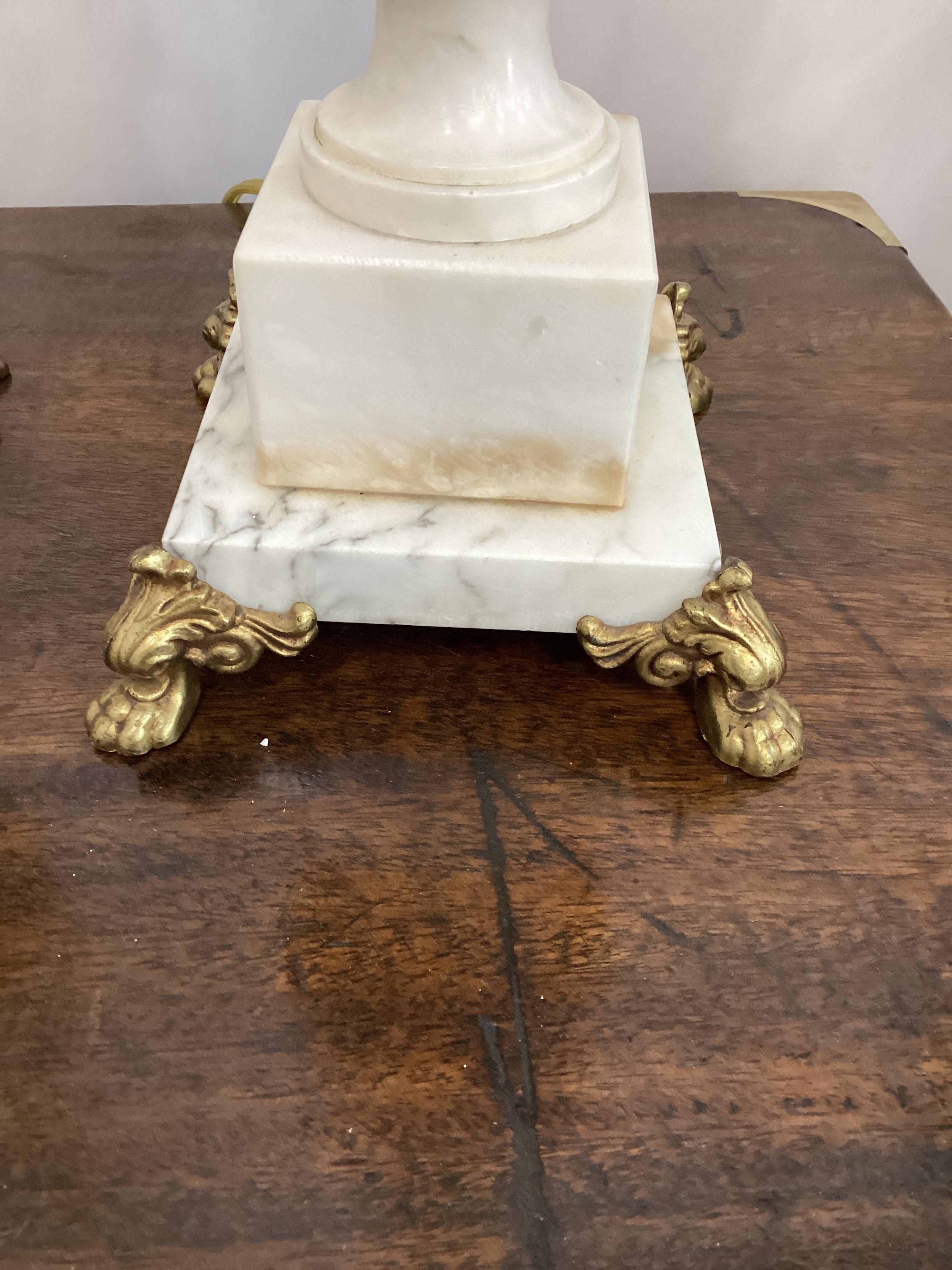 Pair of Vintage Italian Carved Alabaster Lamps For Sale 3