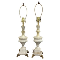 Coppia di lampade in alabastro intagliato vintage italiano