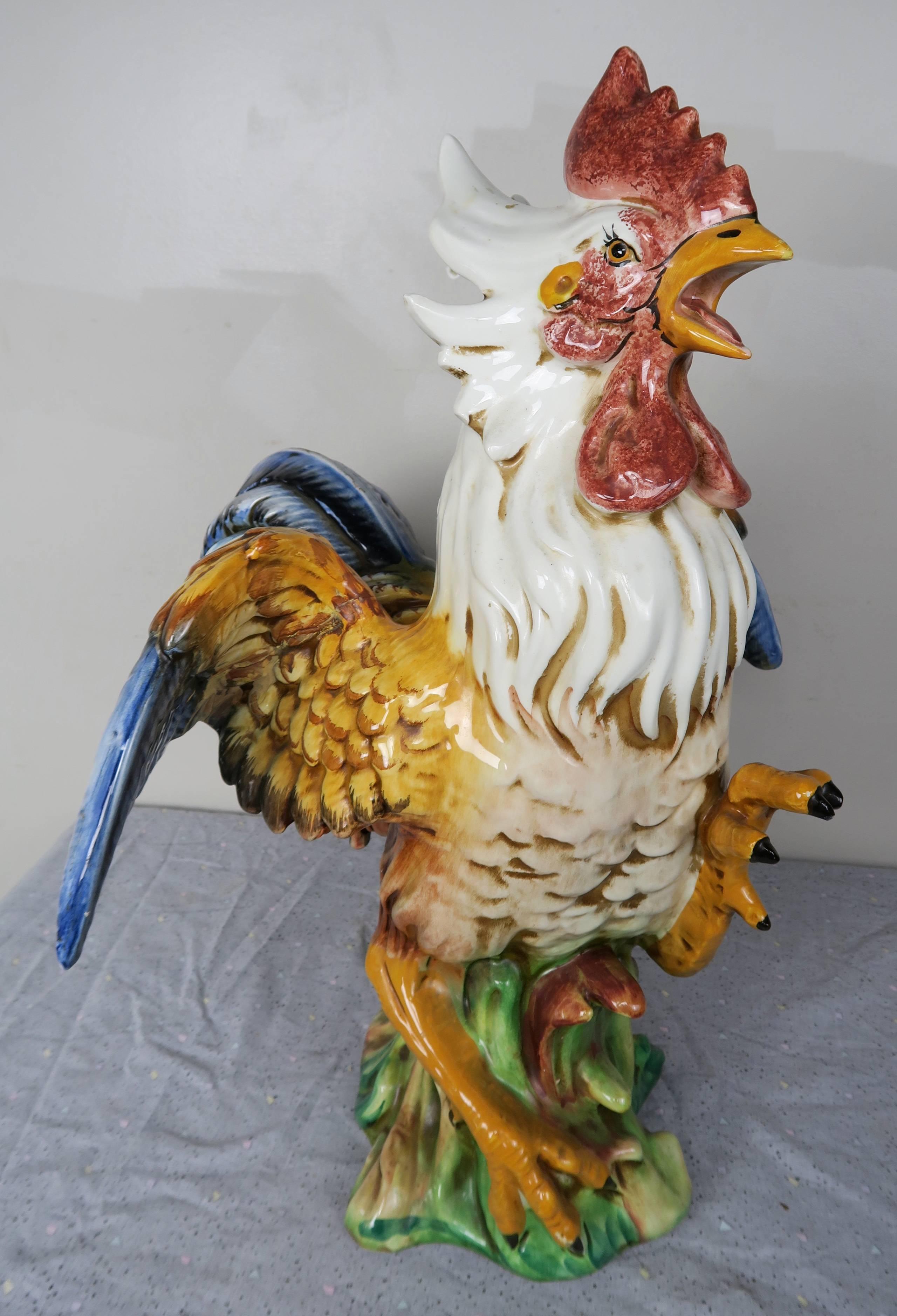 Pair of Vintage Italian Ceramic Roosters In Excellent Condition In Los Angeles, CA