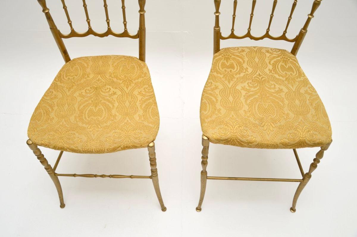 Laiton Paire de chaises de salle à manger Chiavari italiennes vintage en laiton massif en vente