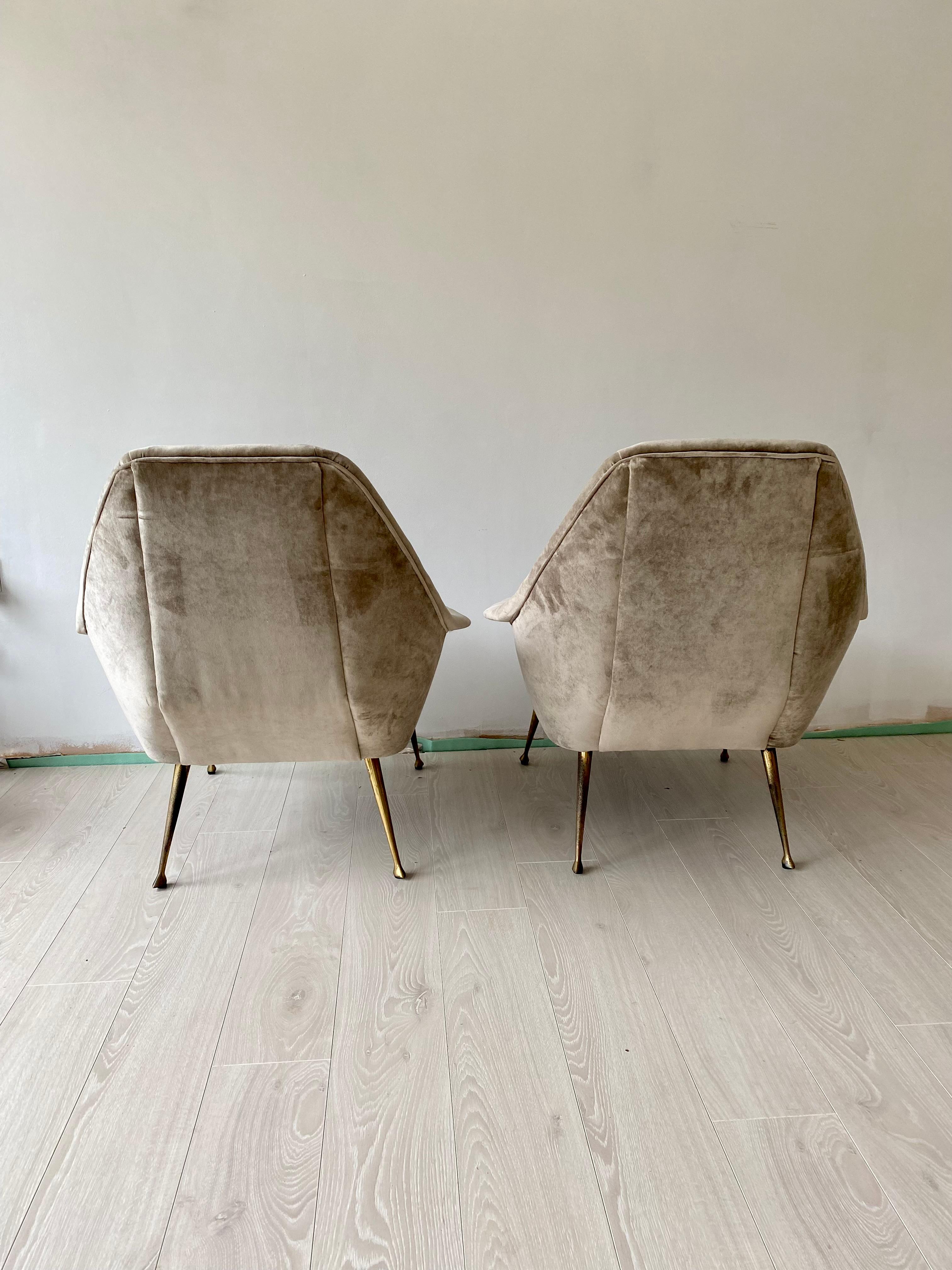 Pair of Vintage Italian Cocktail Armchairs For Sale 4
