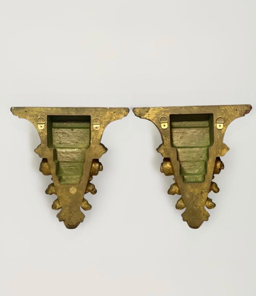 20th Century Italian Florentine Style Giltwood Wall Bracket Shelves For Sale 7