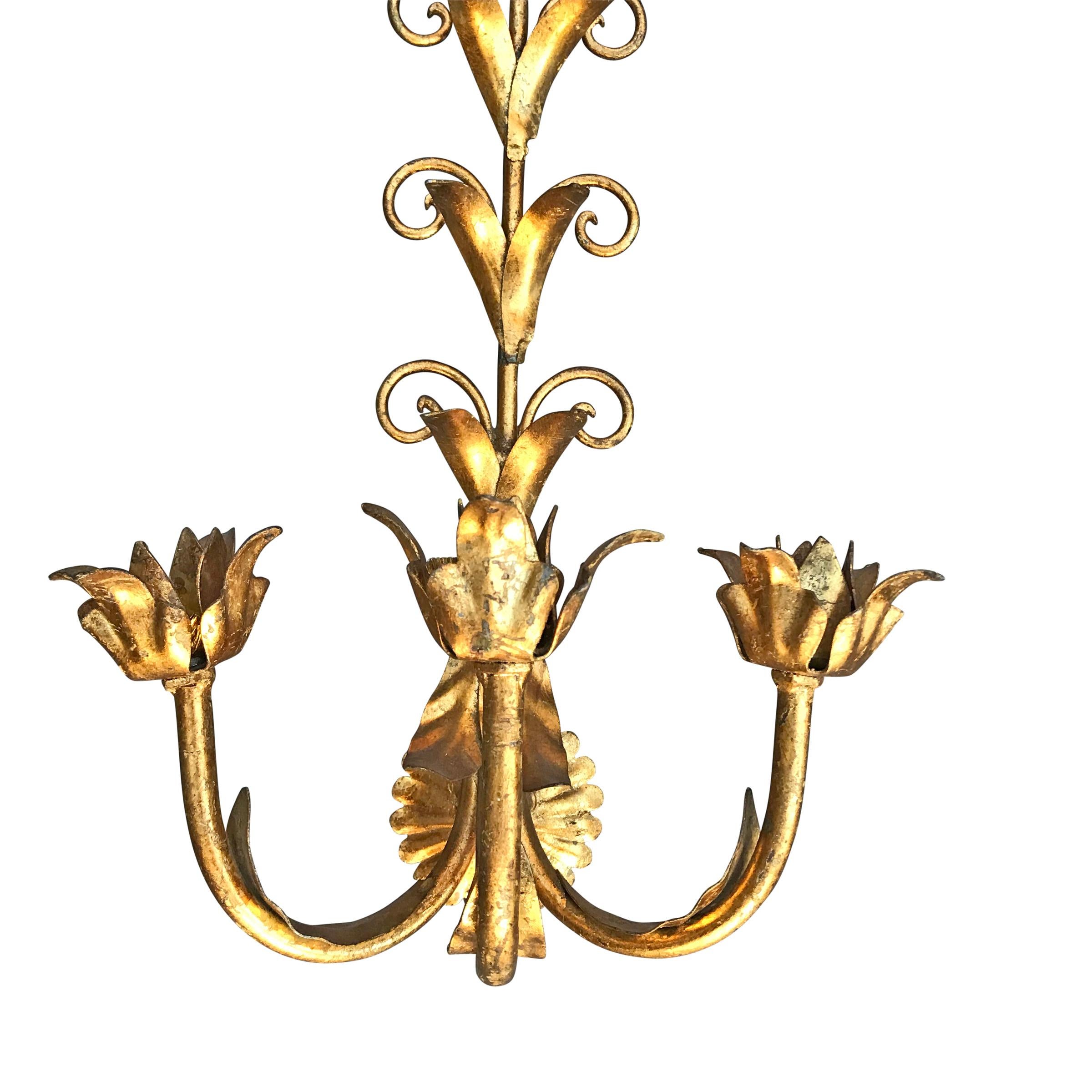Hollywood Regency Pair of Vintage Italian Gilt Candle Sconces