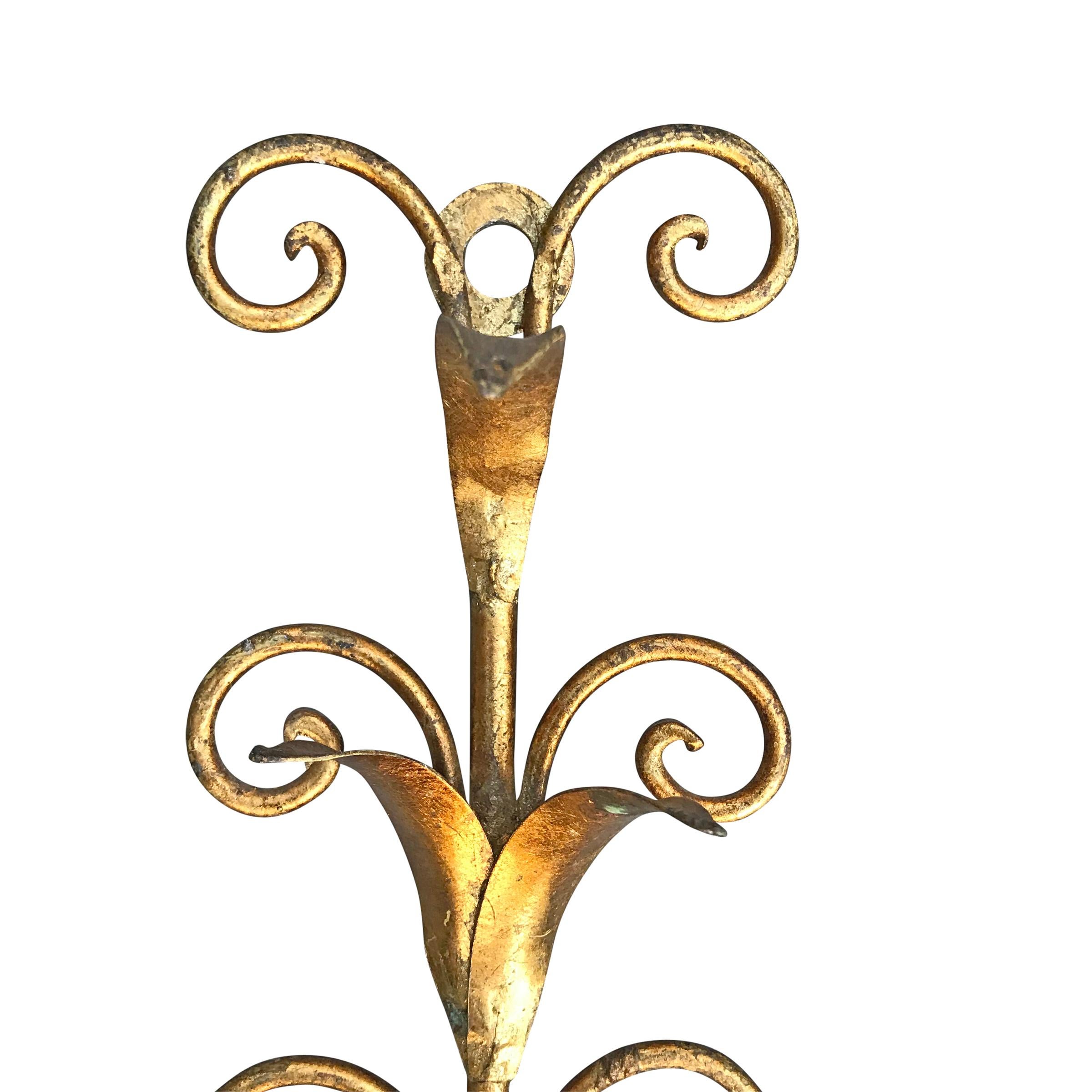 Pair of Vintage Italian Gilt Candle Sconces In Good Condition In Chicago, IL