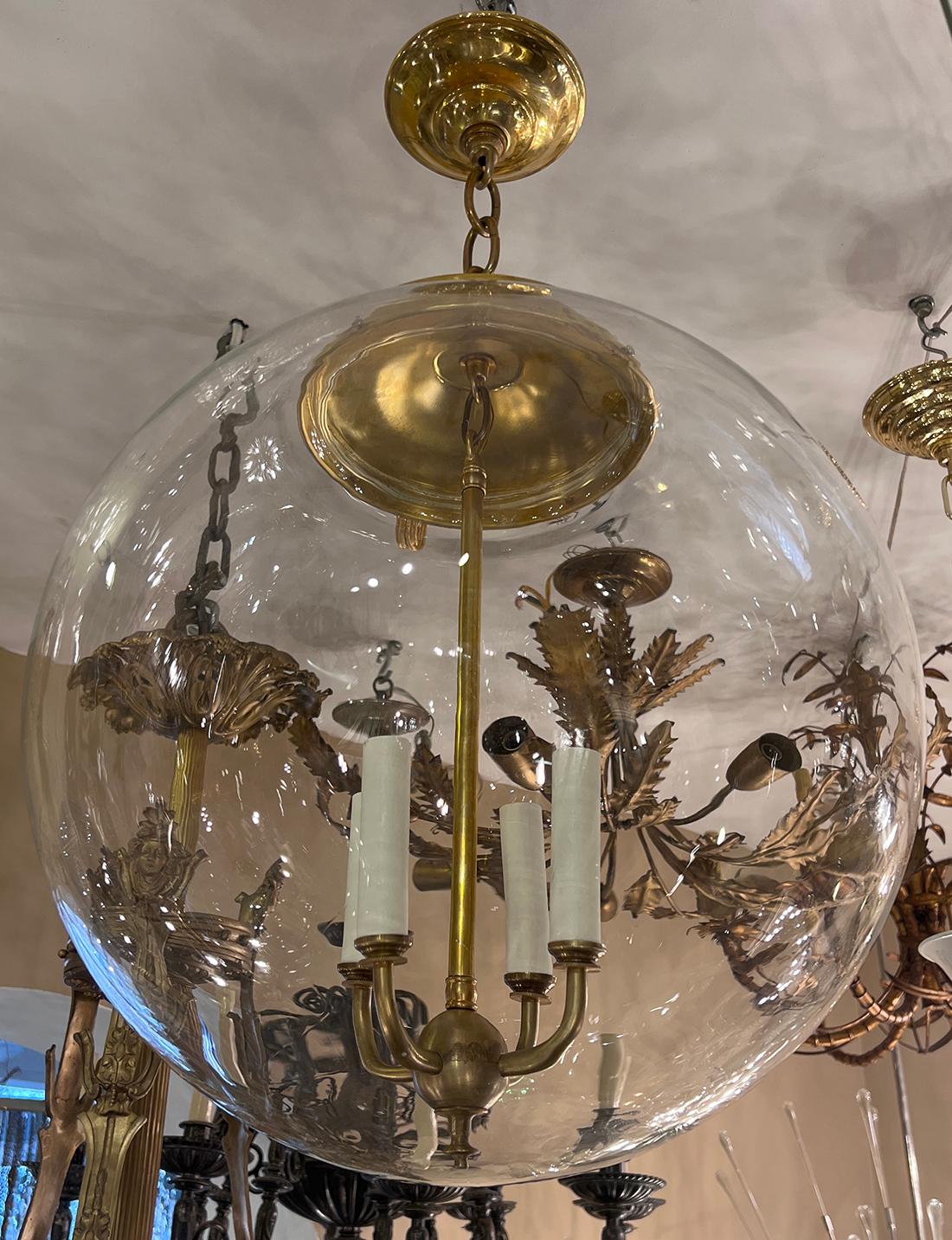 Fine XX secolo Coppia di lampade a globo italiane d'epoca. Venduto singolarmente. in vendita