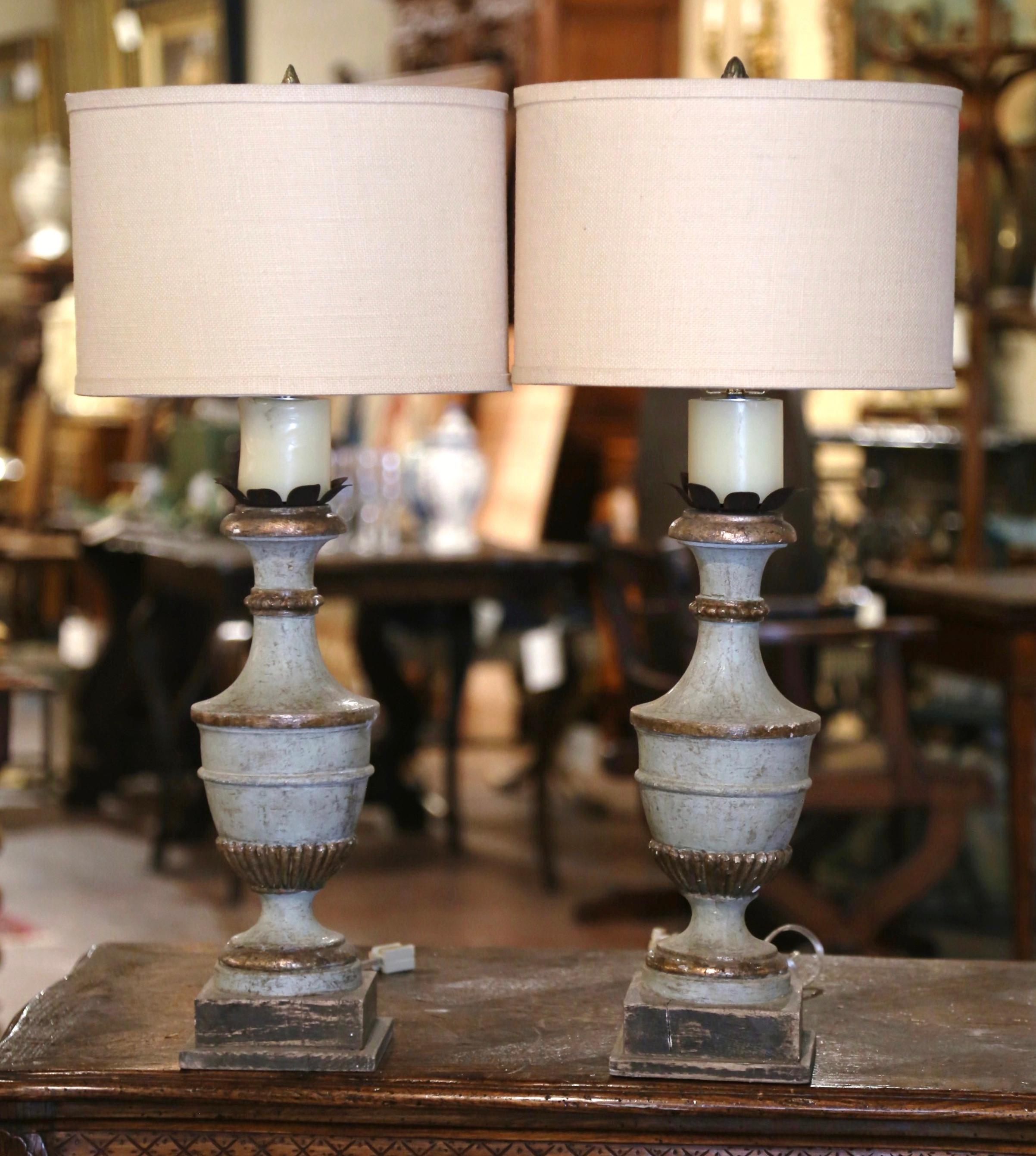 Pair of Vintage Italian Hand Carved Hand Painted Green and Silvered Table Lamps In Excellent Condition In Dallas, TX