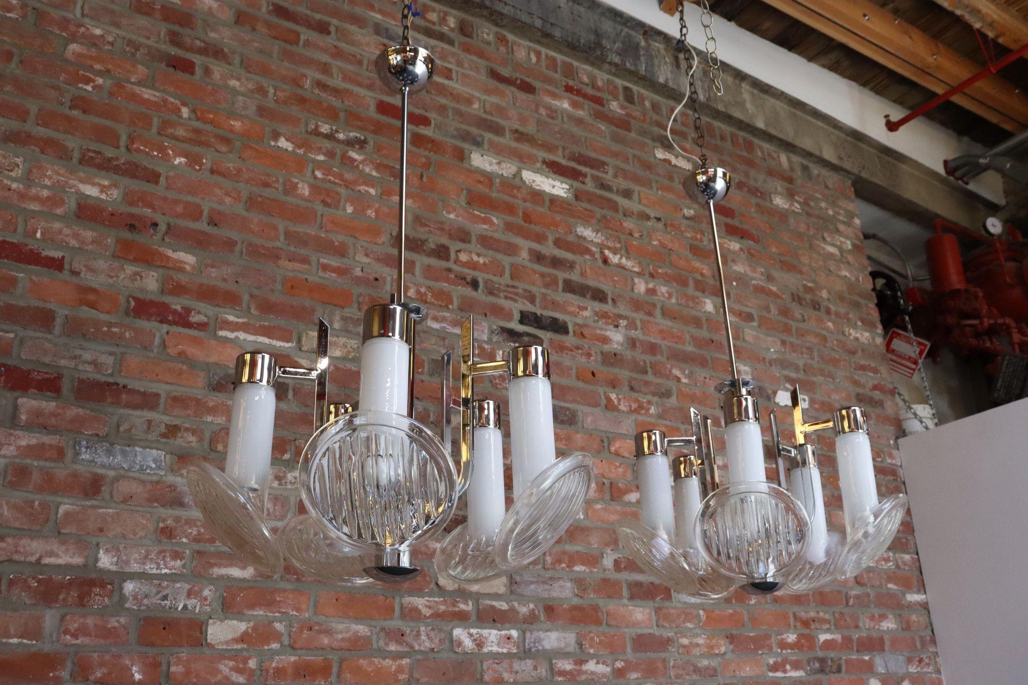 Mid-Century moderno Coppia di lampadari italiani d'epoca 