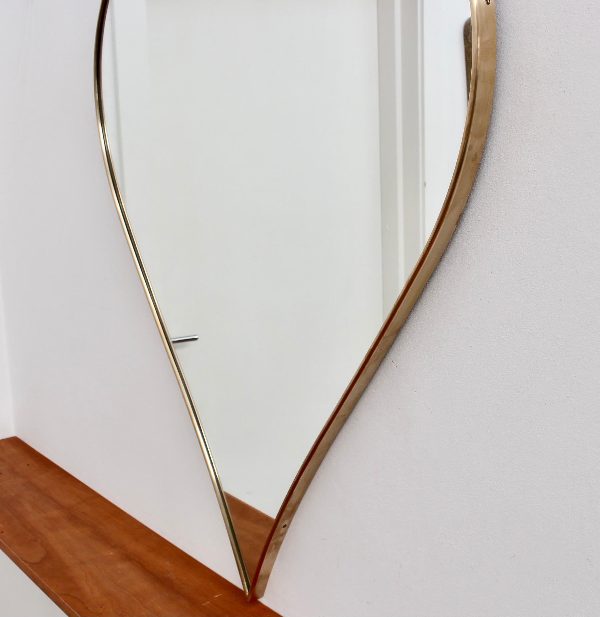 Pair of Vintage Italian Heart-Shaped Wall Mirrors with Brass Frames, c. 1960s 5