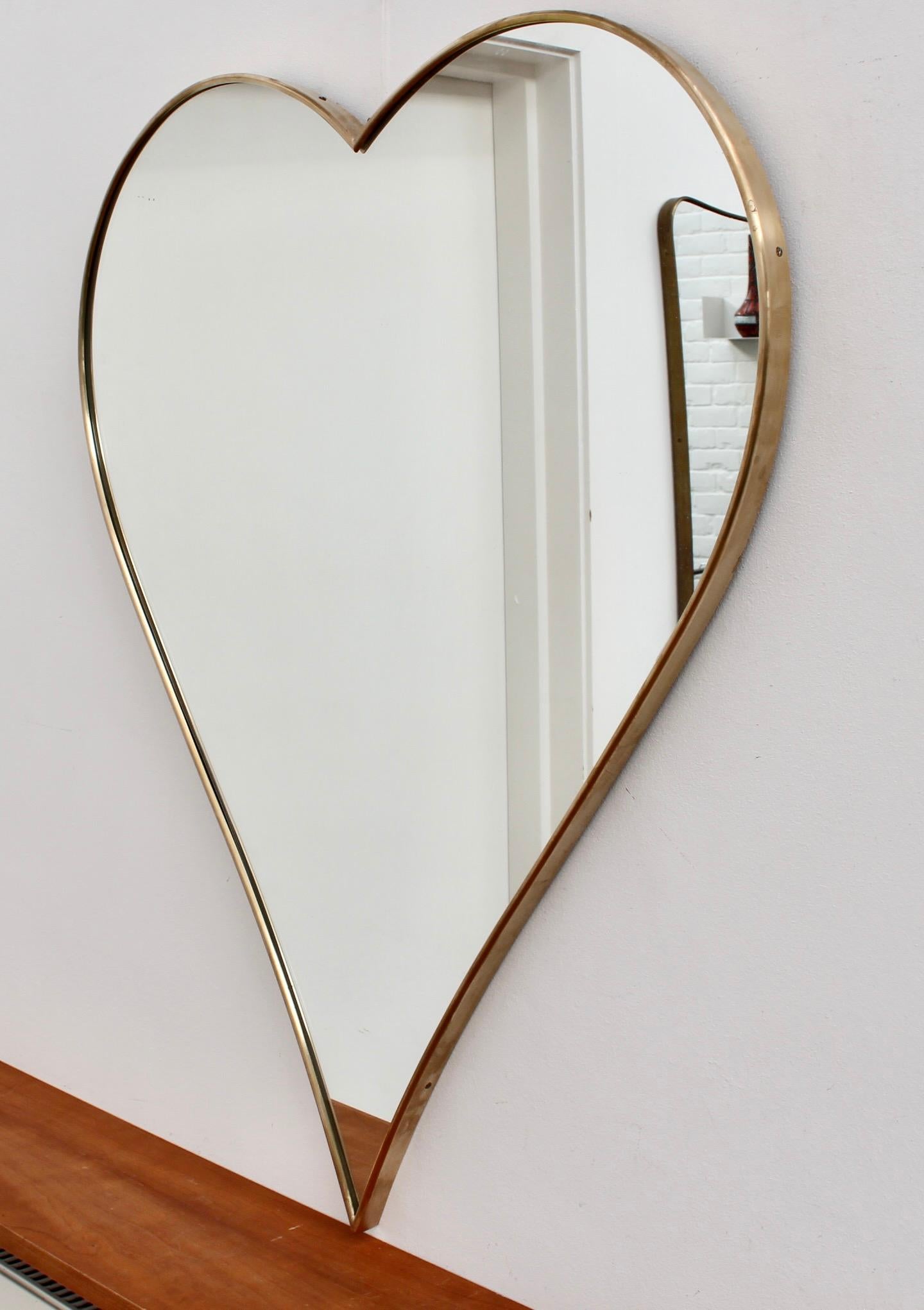 Pair of Vintage Italian Heart-Shaped Wall Mirrors with Brass Frames, c. 1960s 2