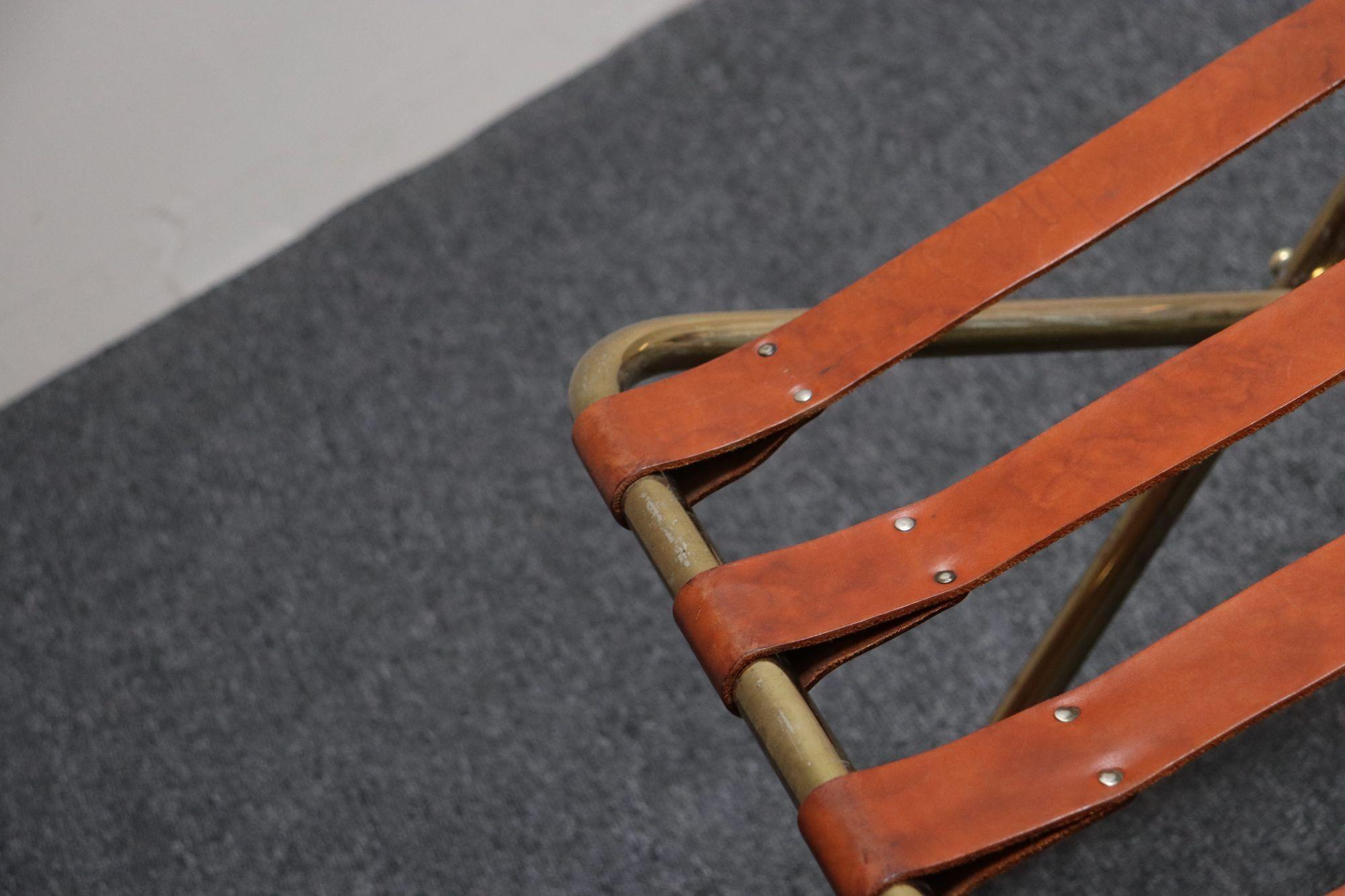 Pair of Vintage Italian Leather and Brass Foldable Portavaligie / Luggage Stands For Sale 11