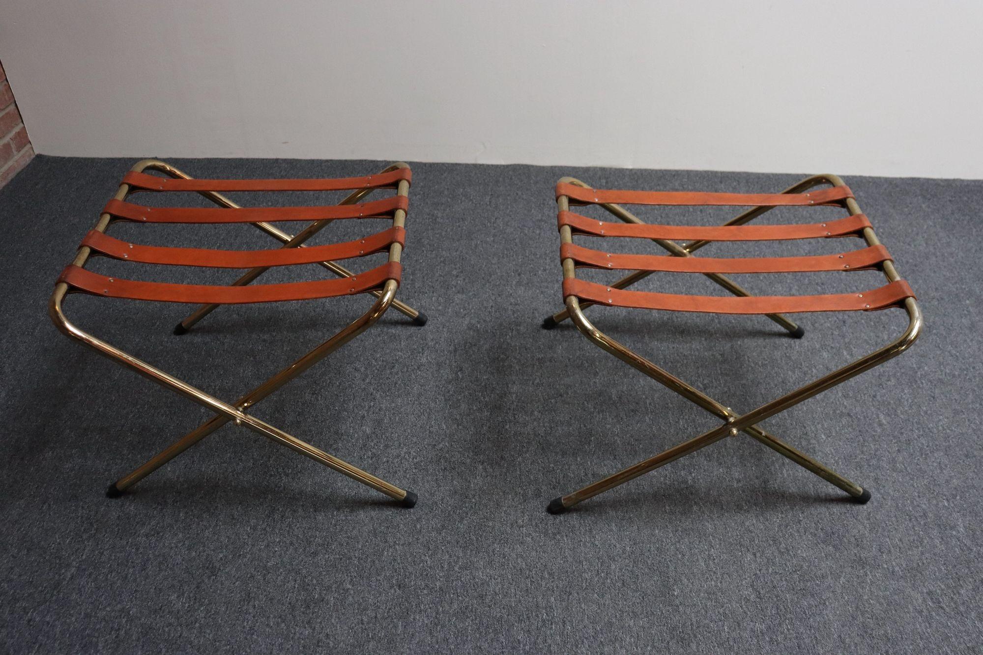 Late 20th Century Pair of Vintage Italian Leather and Brass Foldable Portavaligie / Luggage Stands For Sale