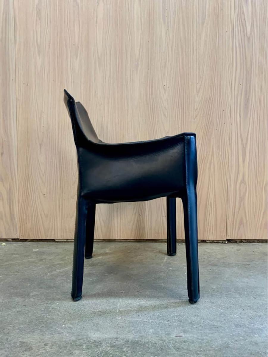 Late 20th Century Pair of Vintage Italian Leather CAB 413 Chairs by Mario Bellini for Cassina