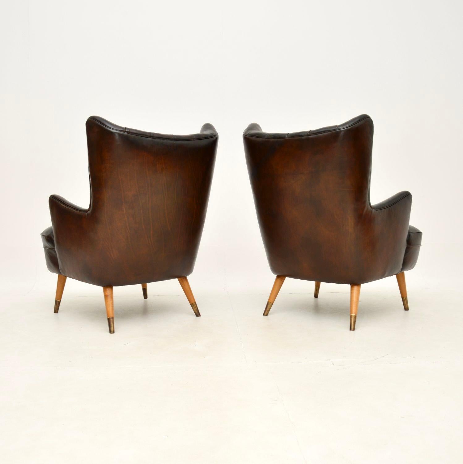 Mid-20th Century Pair of Vintage Italian Leather Wing Back Armchairs For Sale