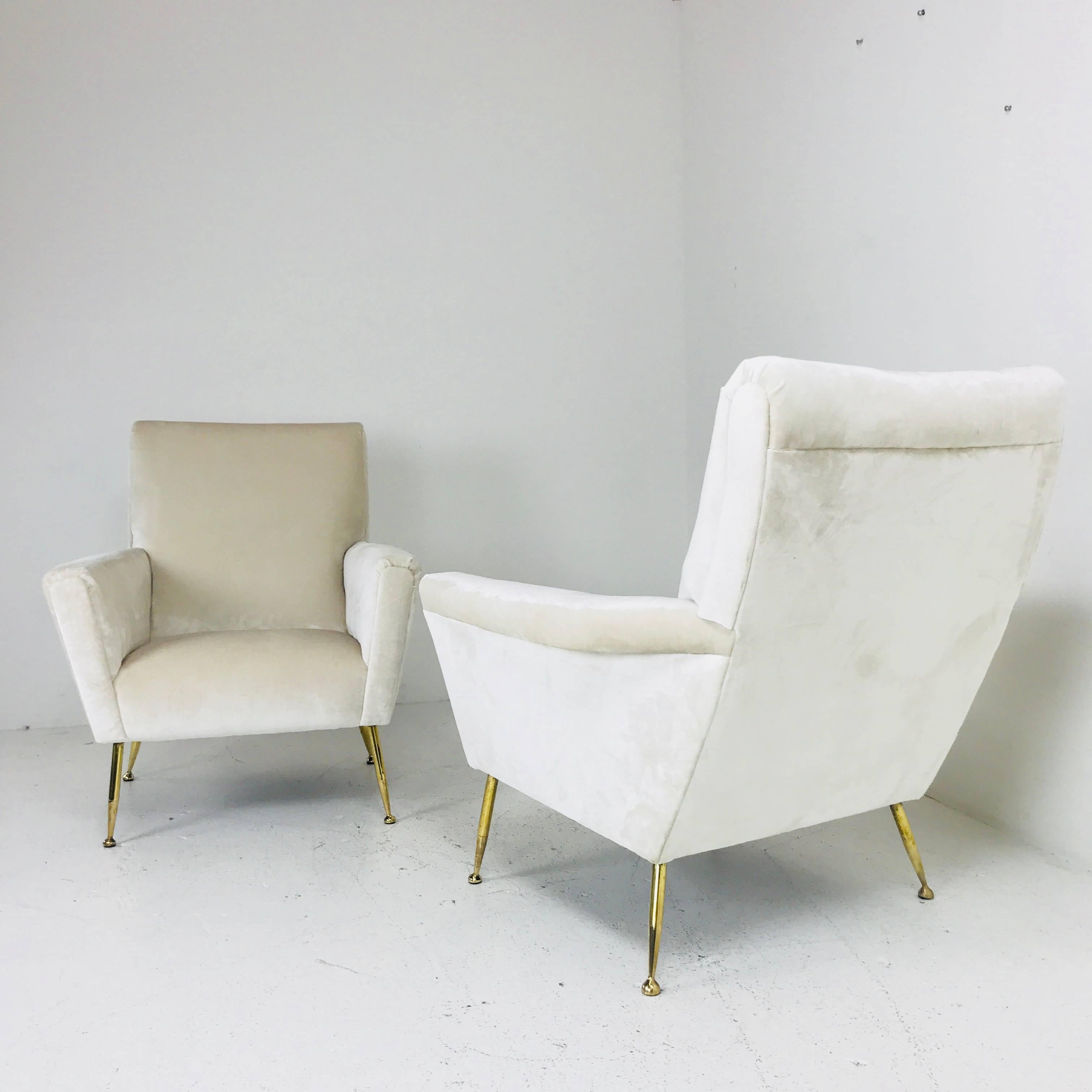 Pair of Vintage Italian Lounge Chairs with Brass Legs In Good Condition In Dallas, TX
