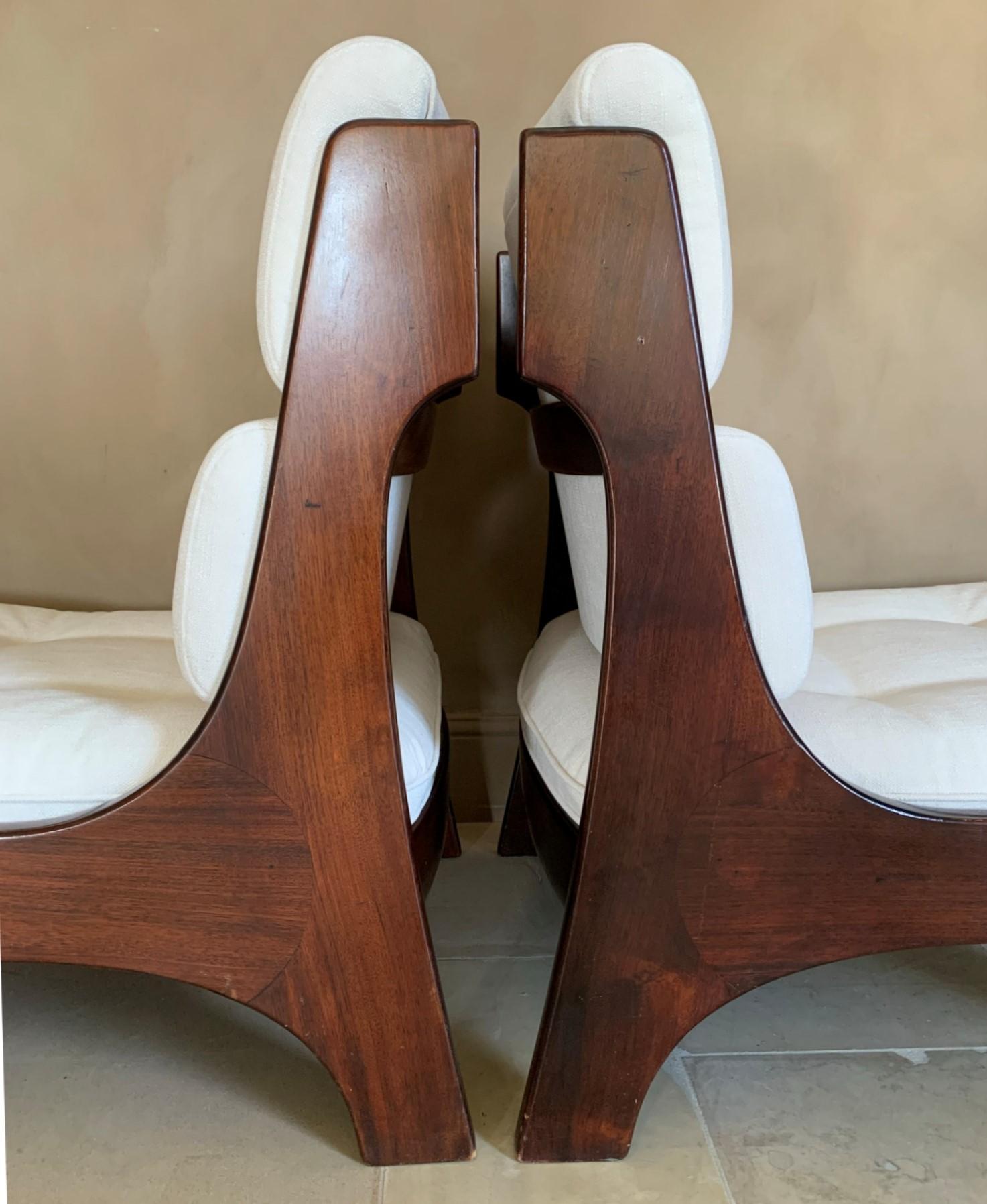 Pair of Vintage Italian Lounge Slipper Chairs, 1960s For Sale 4