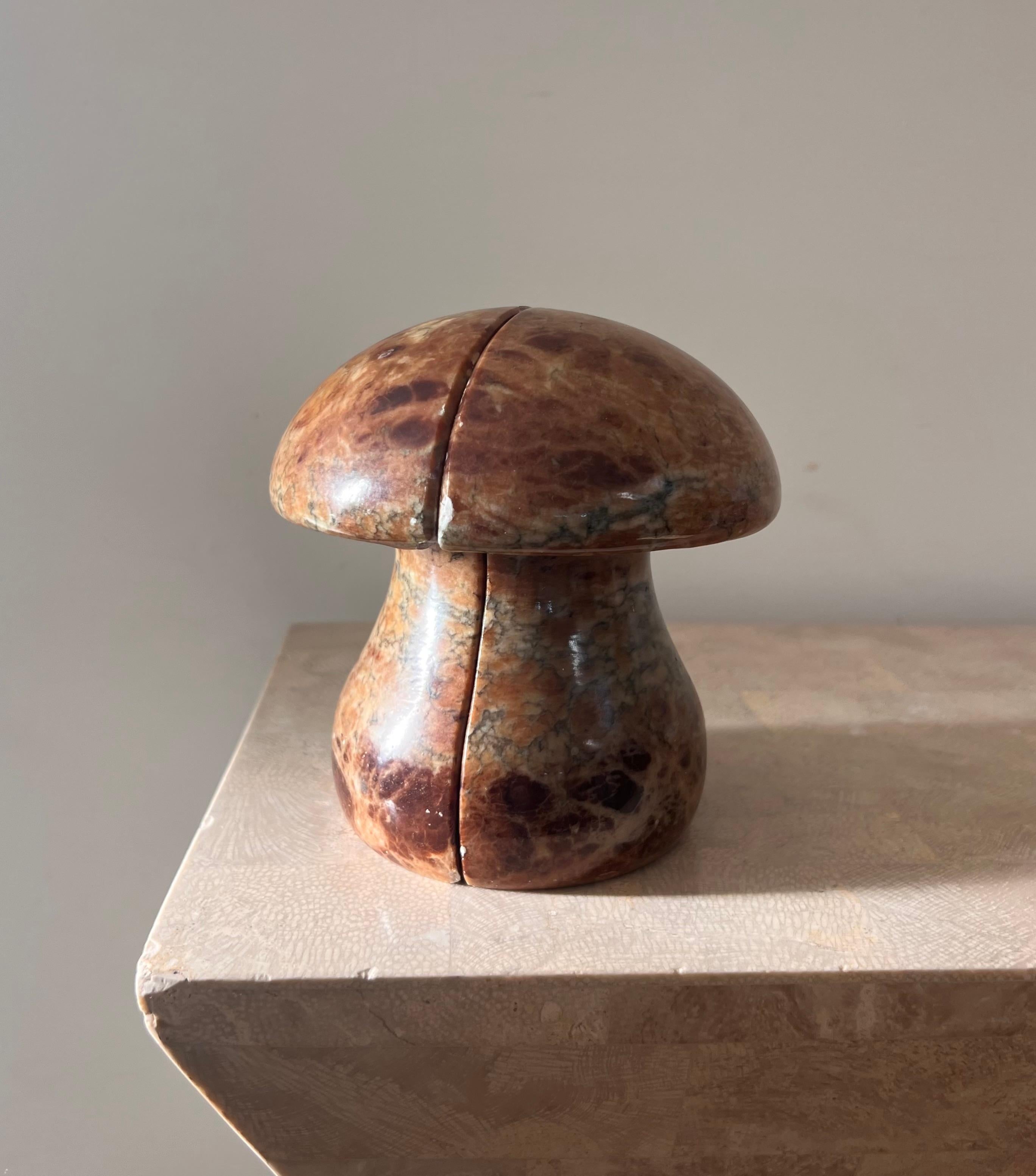 Pair of vintage Italian marble mushroom bookends, 1960s For Sale 3