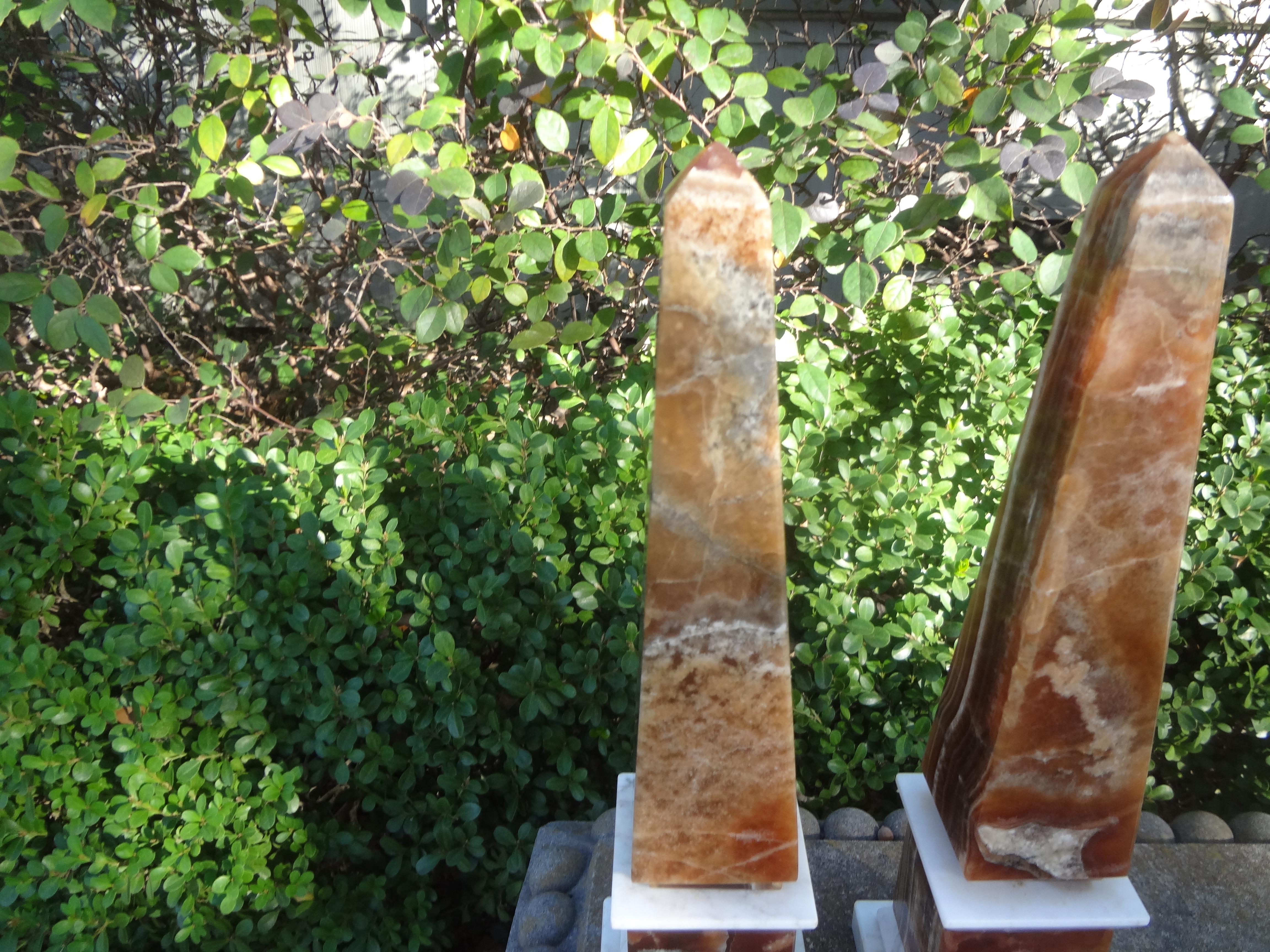 Pair Of Vintage Italian Marble Obelisks In Good Condition For Sale In Houston, TX