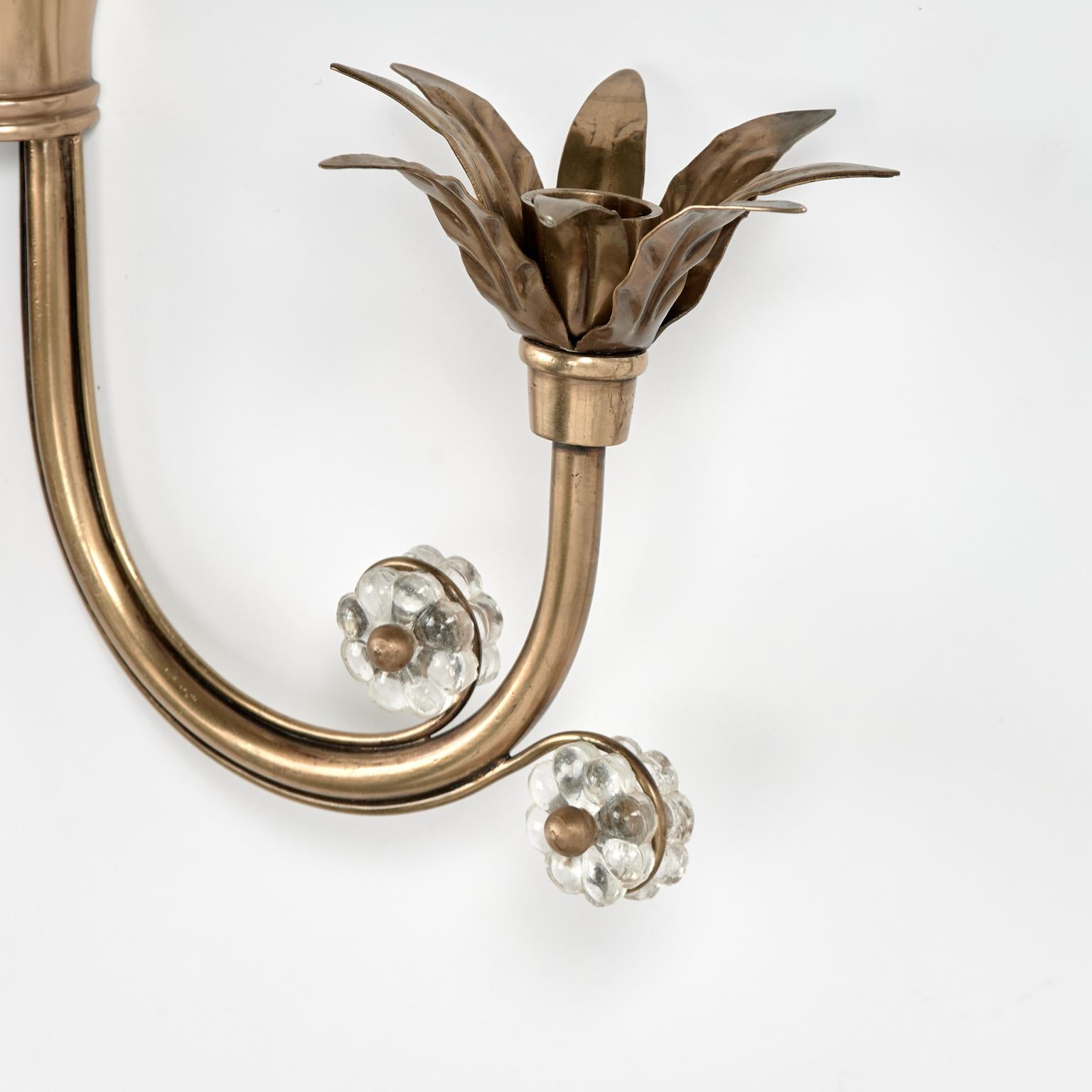 Ottone Coppia di lampade da parete a specchio italiane d'epoca in vendita