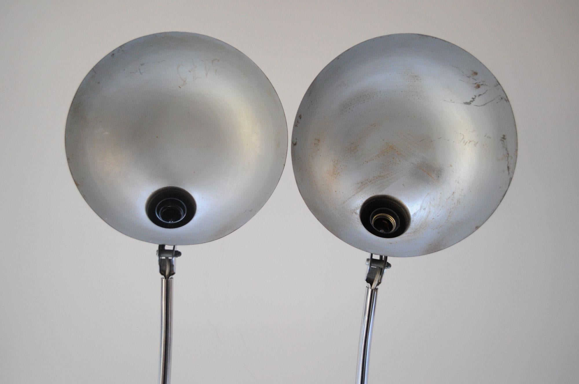 Pair of Vintage Italian Modern Industrial Chromed-Metal Task Lamps by Seminara For Sale 11