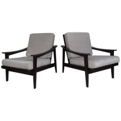 Pair of Vintage Italian Modern Reclining Lounge Chairs