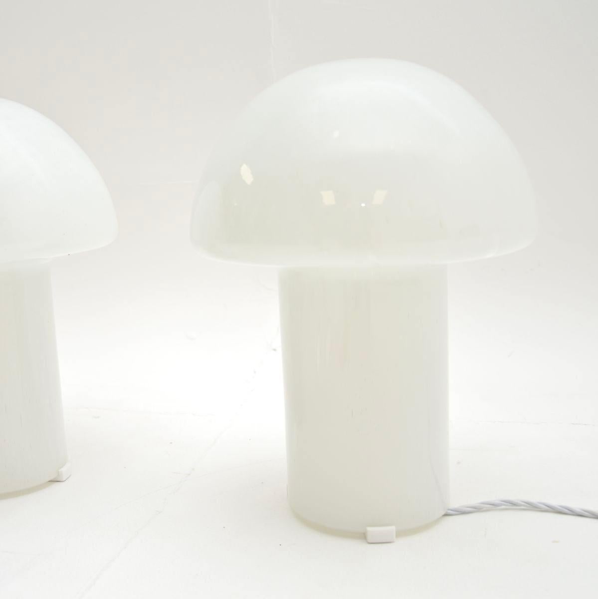 Pair of Vintage Italian Murano Glass Mushroom Lamps For Sale 1