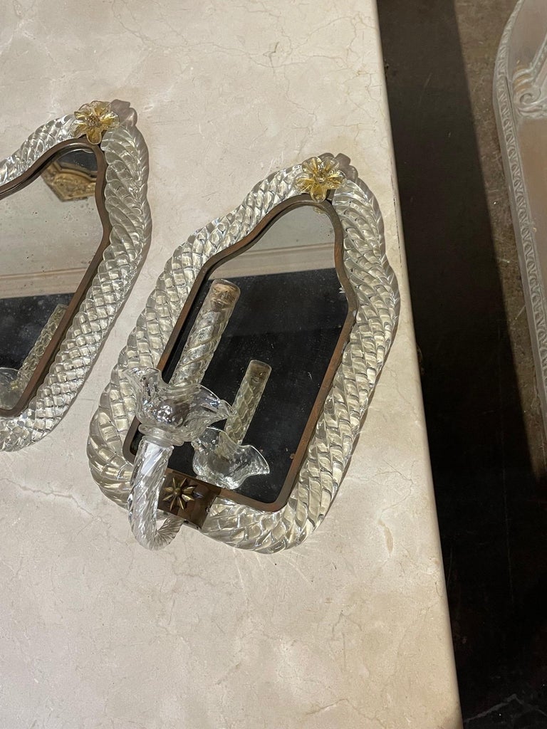 Pair of Vintage Italian Murano Glass Wall Sconces In Good Condition For Sale In Dallas, TX