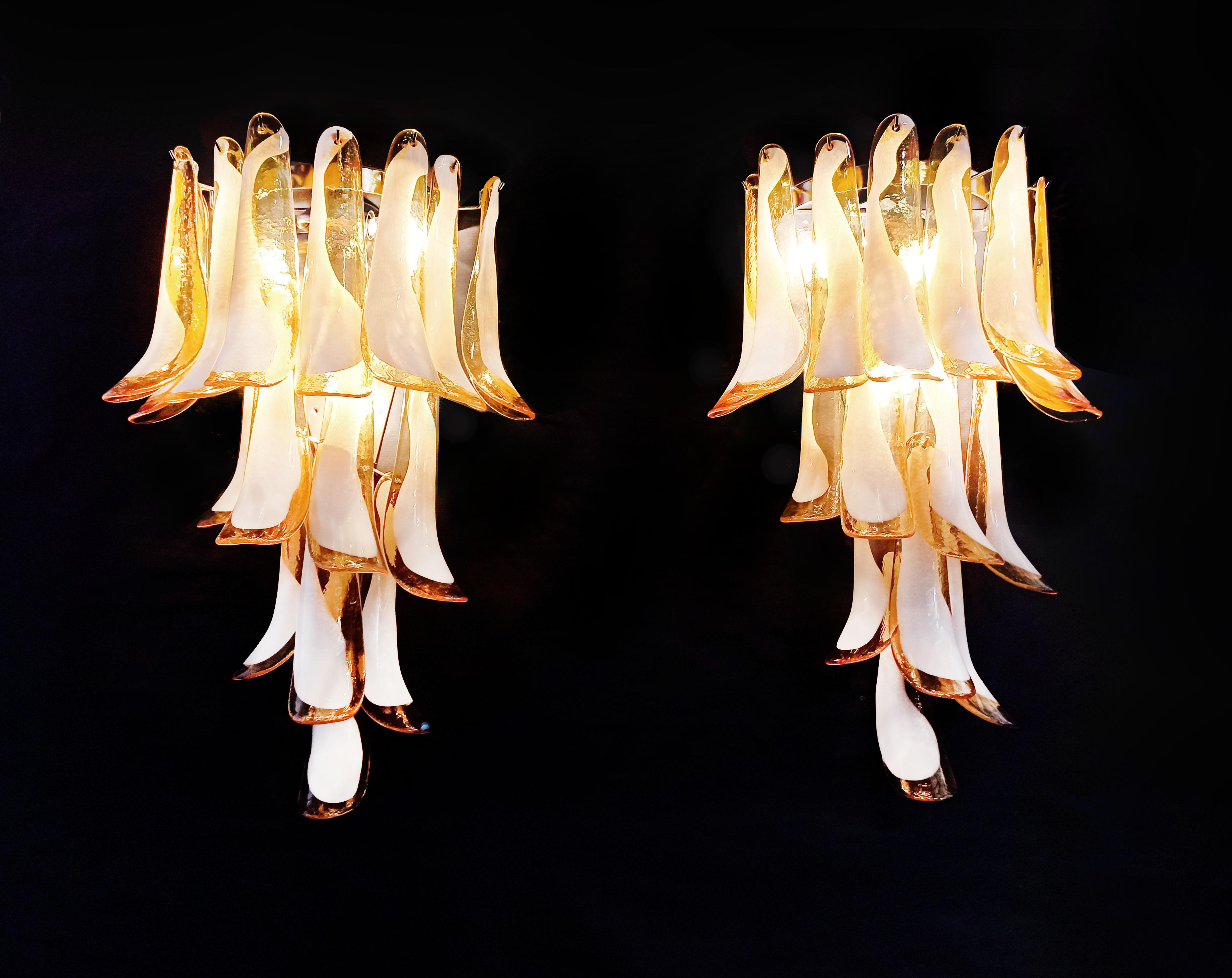 Pair of Vintage Italian Murano Wall Lights, 16 Caramel and Lattimo Glass Petals For Sale 4