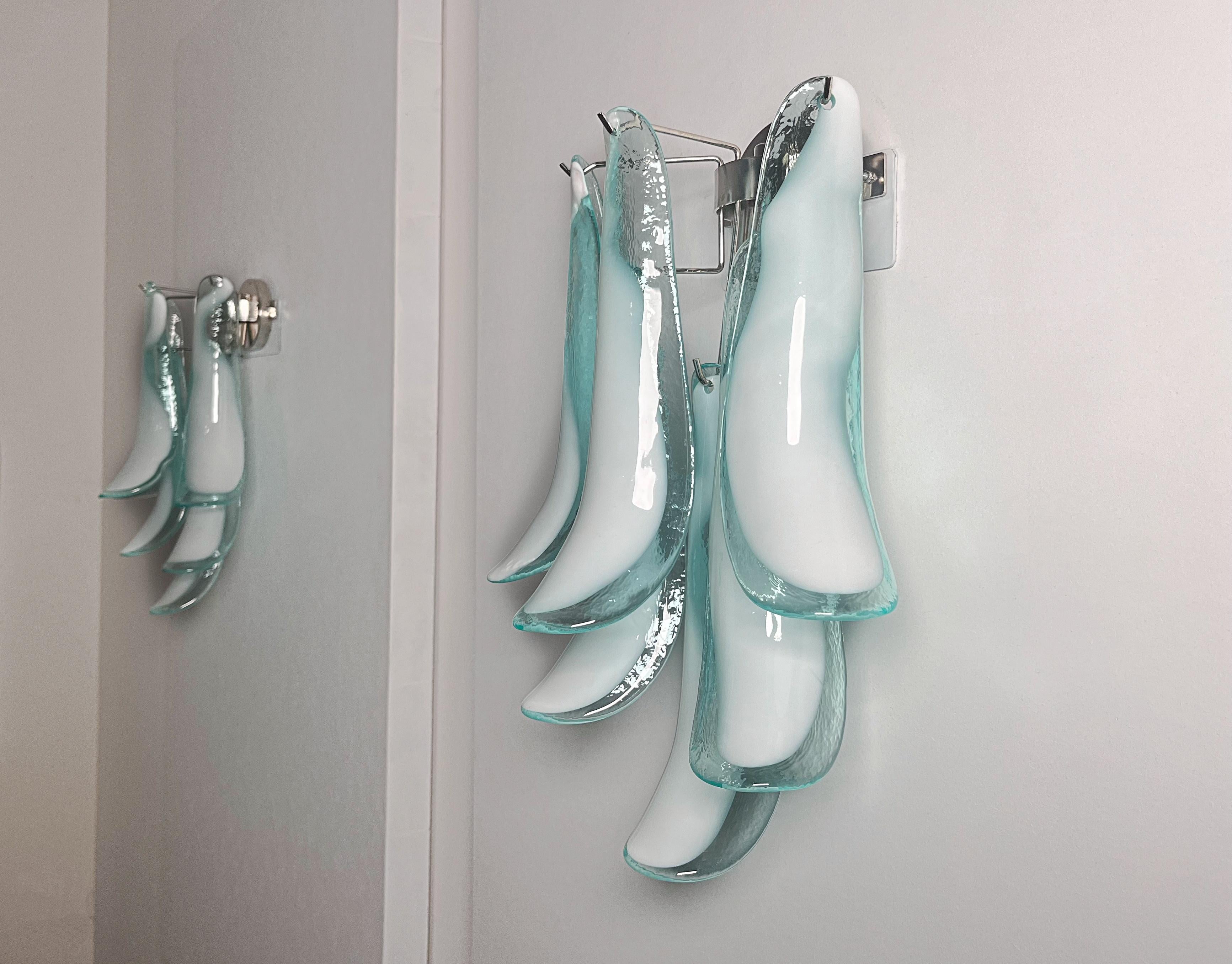 Pair of Vintage Italian Murano wall lights in the manner of Mazzega - turquoise 3