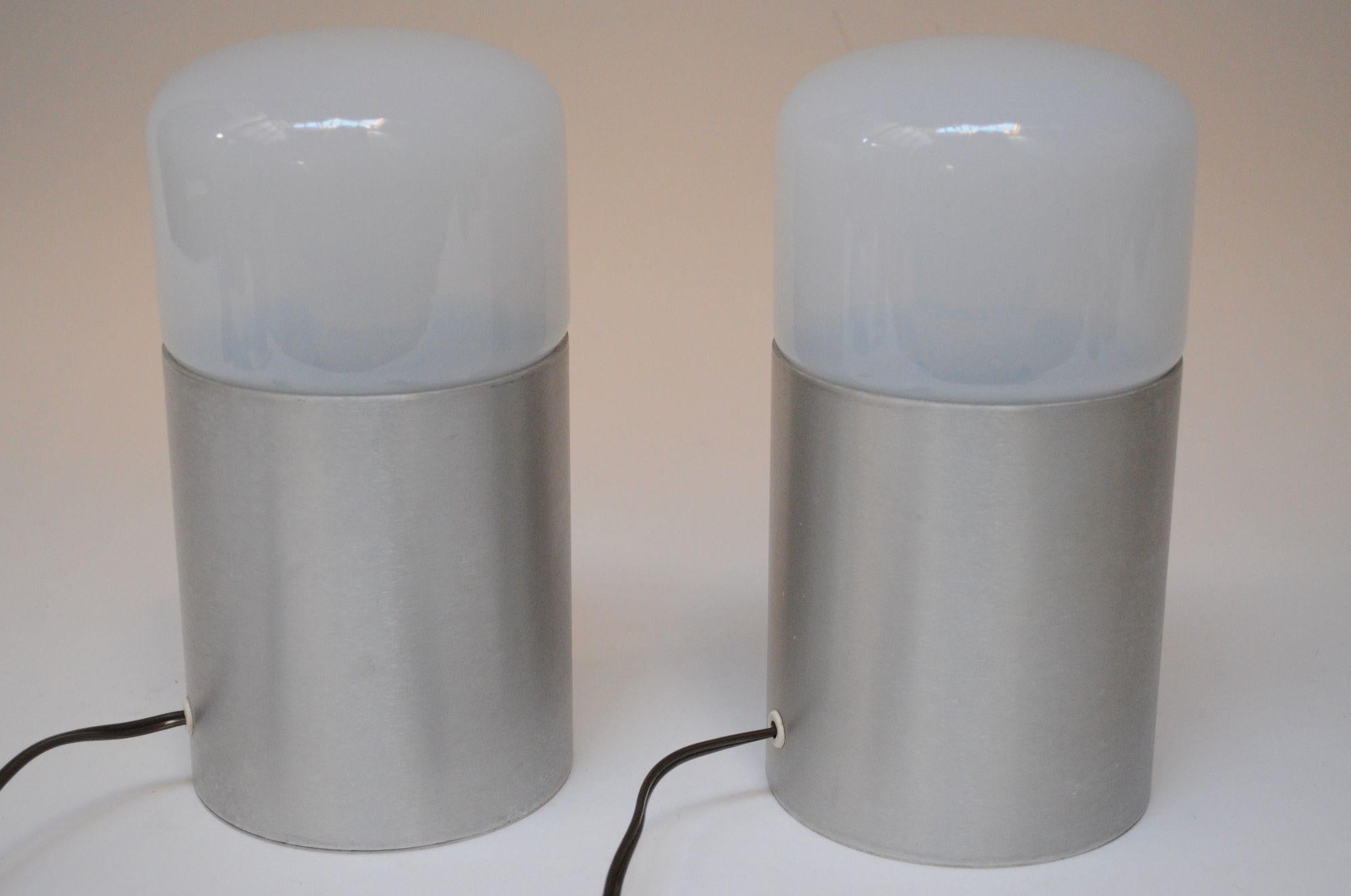 Mid-Century Modern Pair of Vintage Italian Opaline Glass and Aluminum Table Lamps For Sale